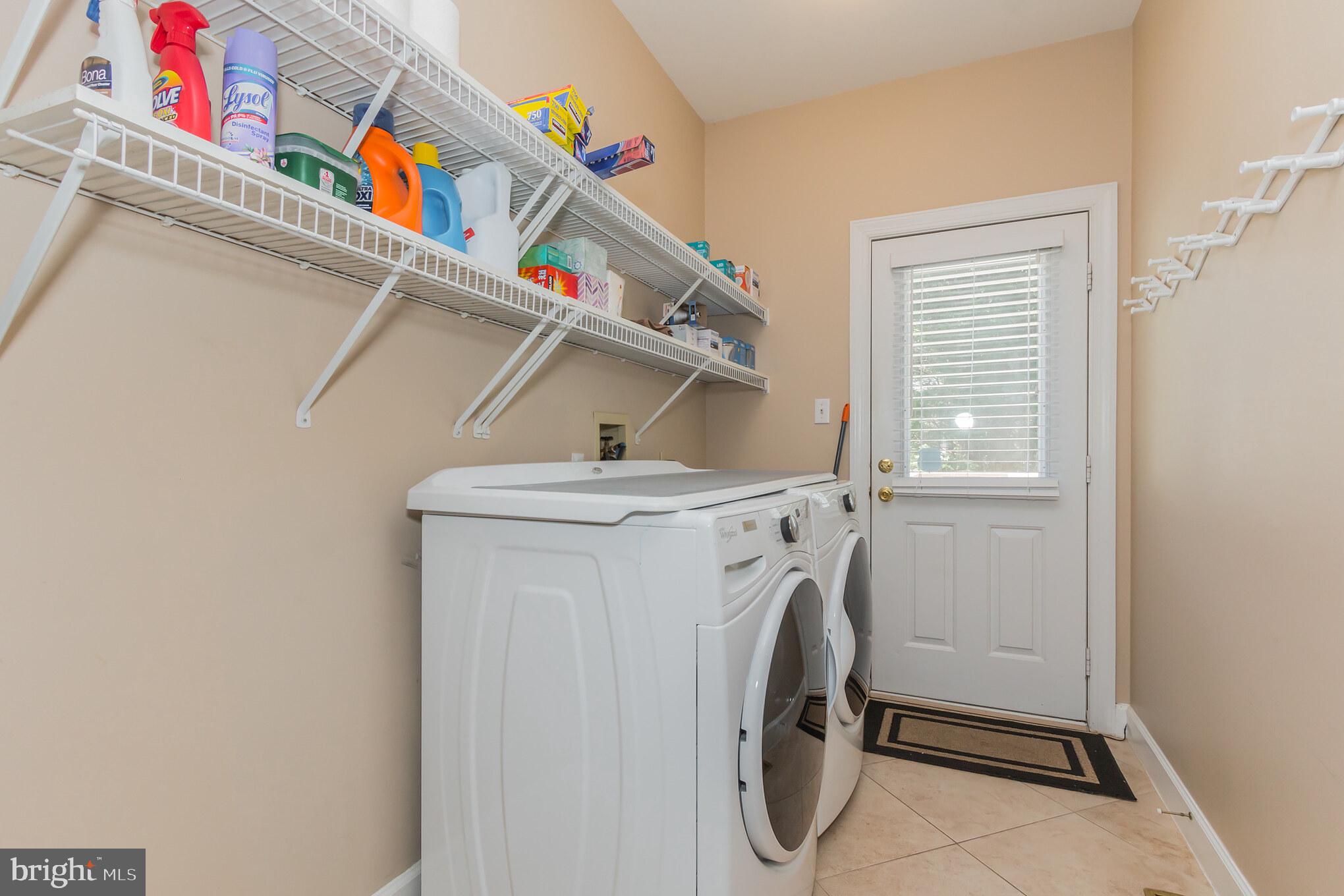 INGLESIDE AT KING FARM - Residential