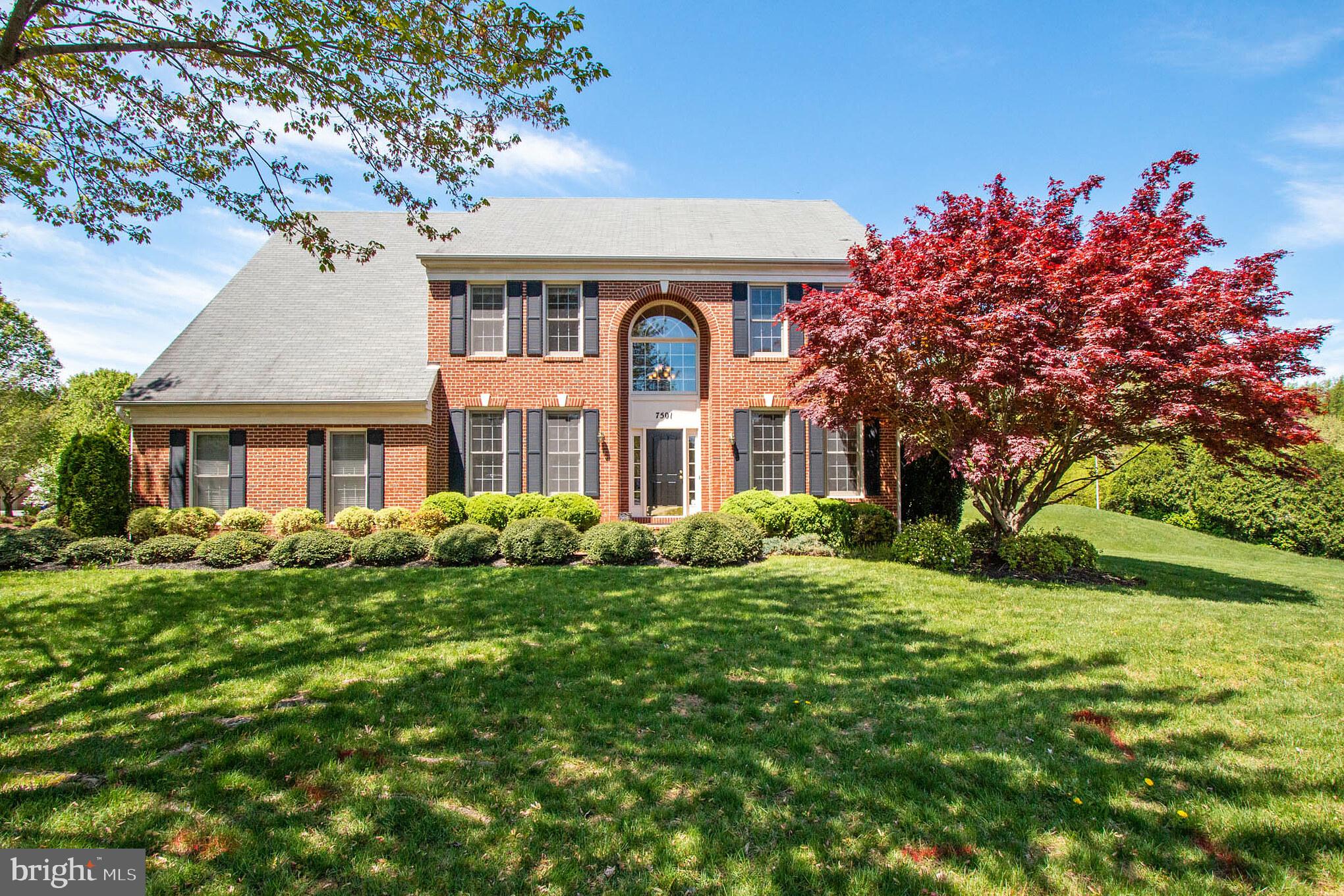 INGLESIDE AT KING FARM - Residential