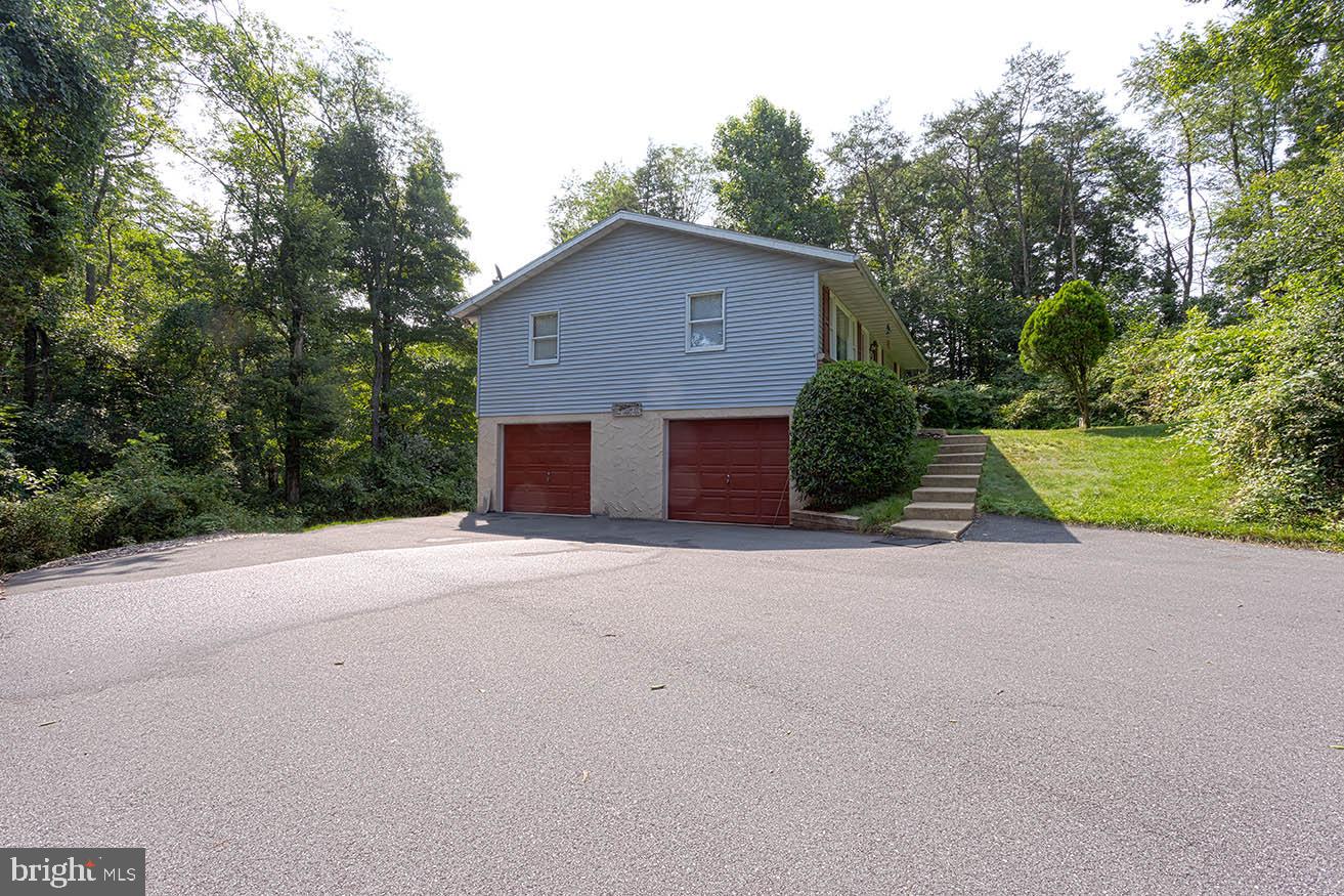 OAK TERRACE - Residential