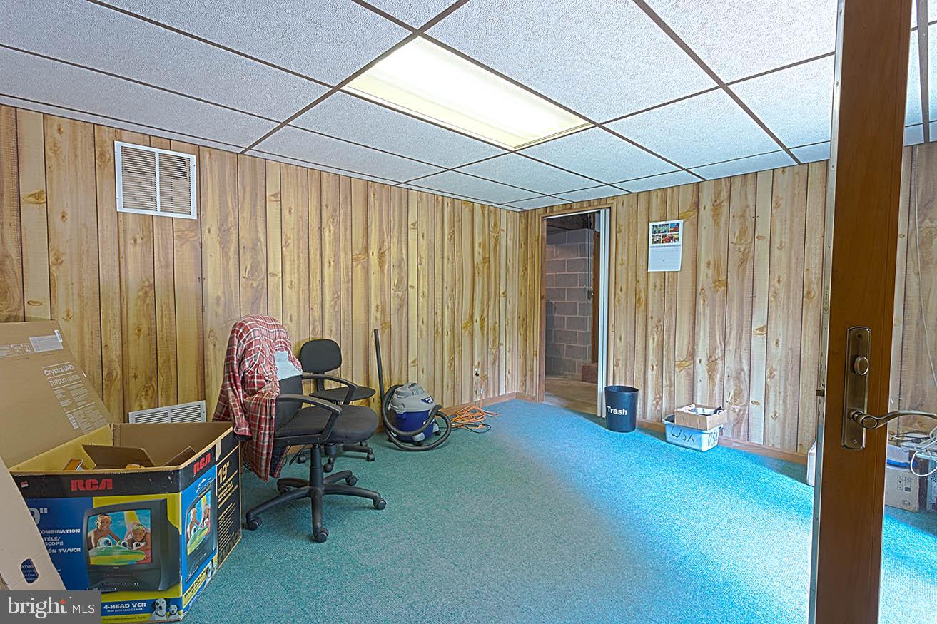 OAK TERRACE - Residential