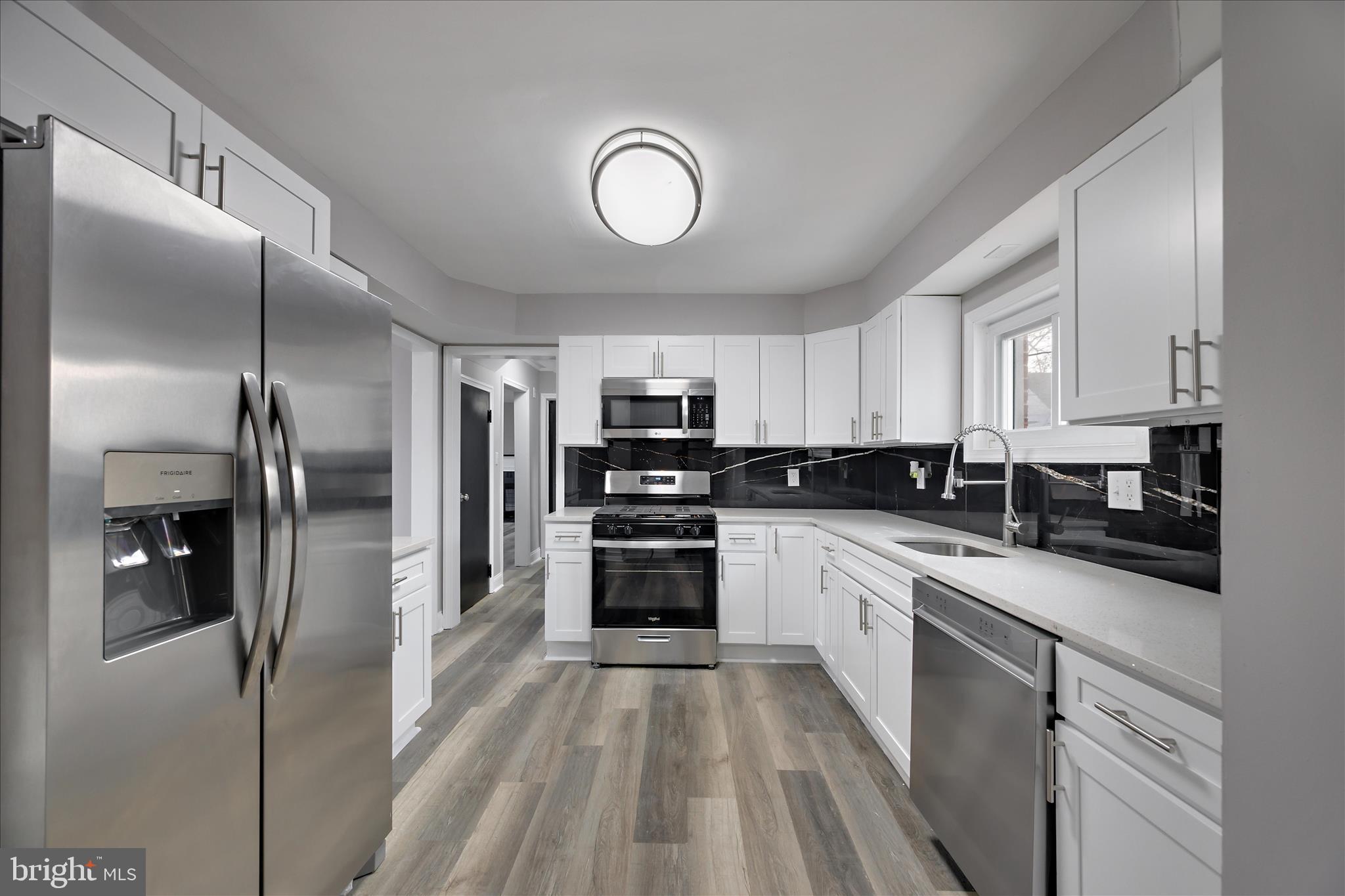 STAUBUS PARK - Residential