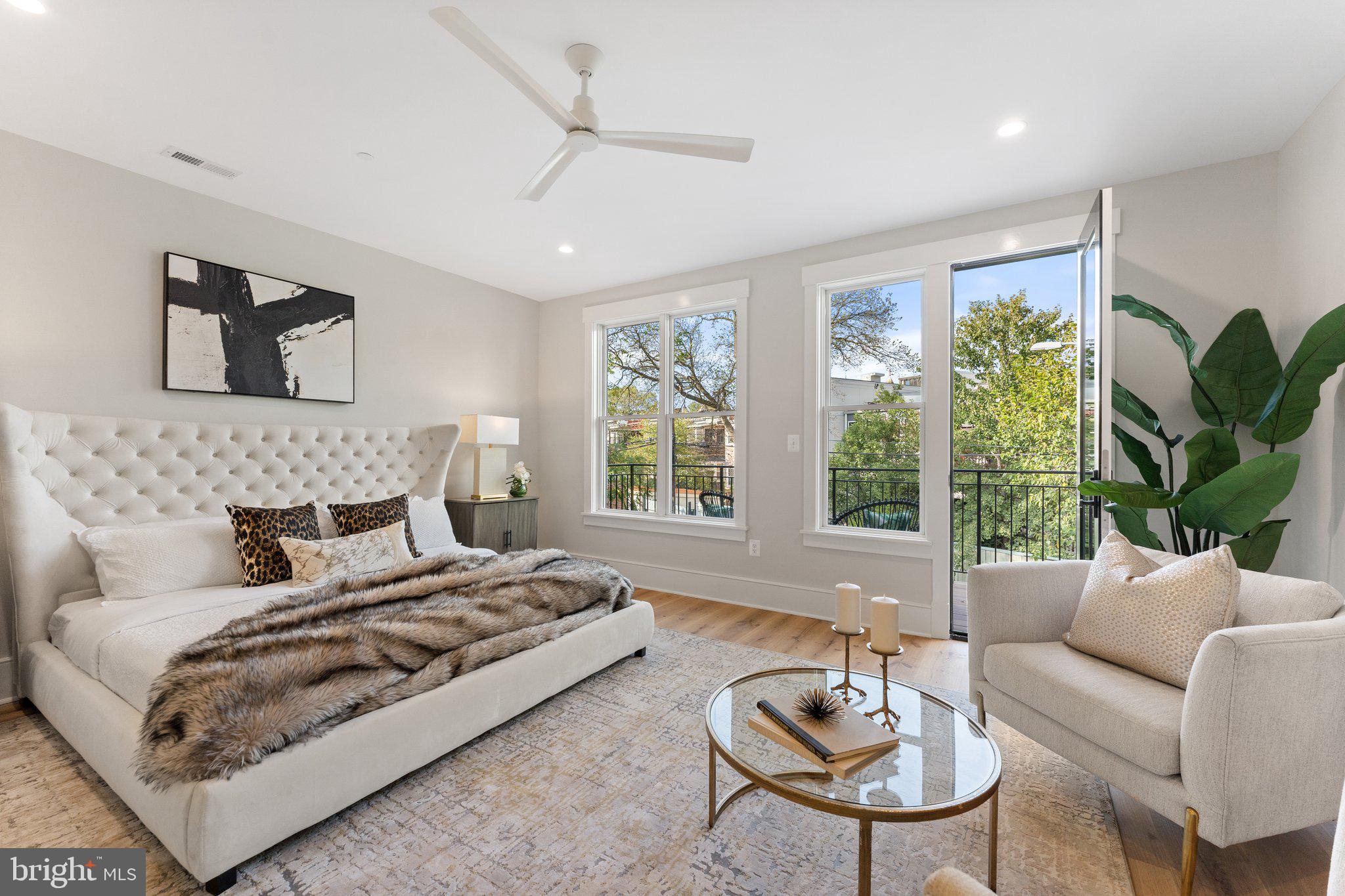 CAPITOL HILL - Residential
