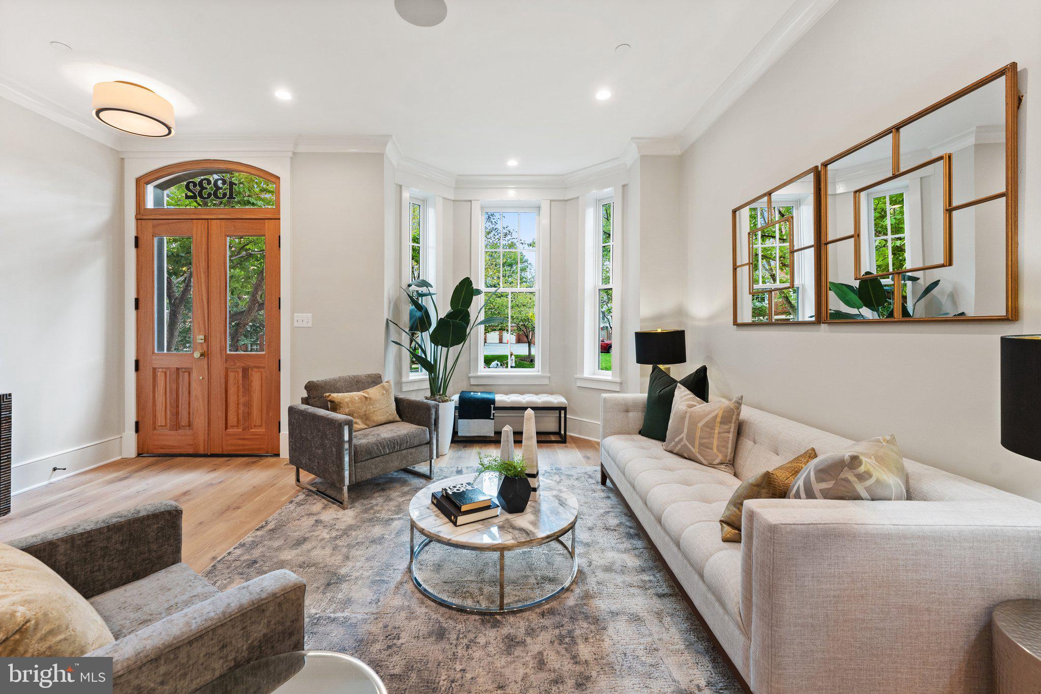 CAPITOL HILL - Residential