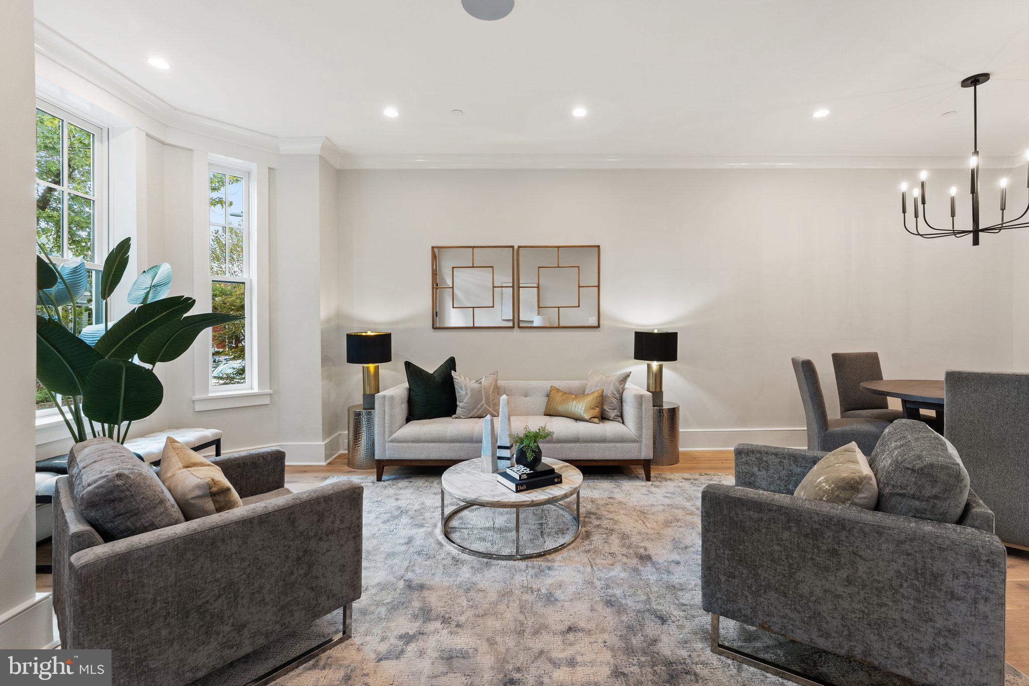 CAPITOL HILL - Residential