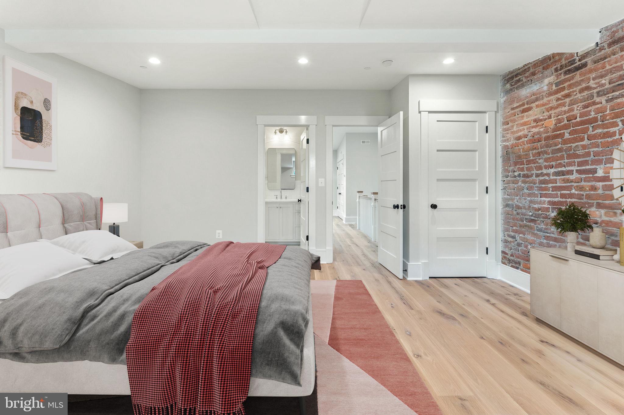 CAPITOL HILL - Residential
