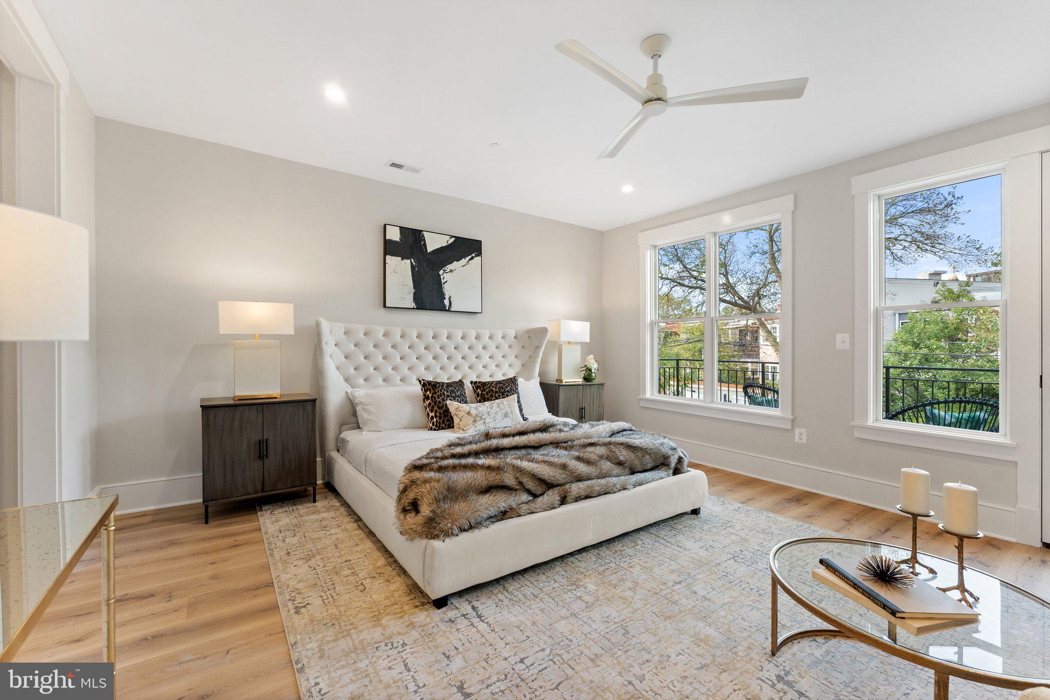 CAPITOL HILL - Residential