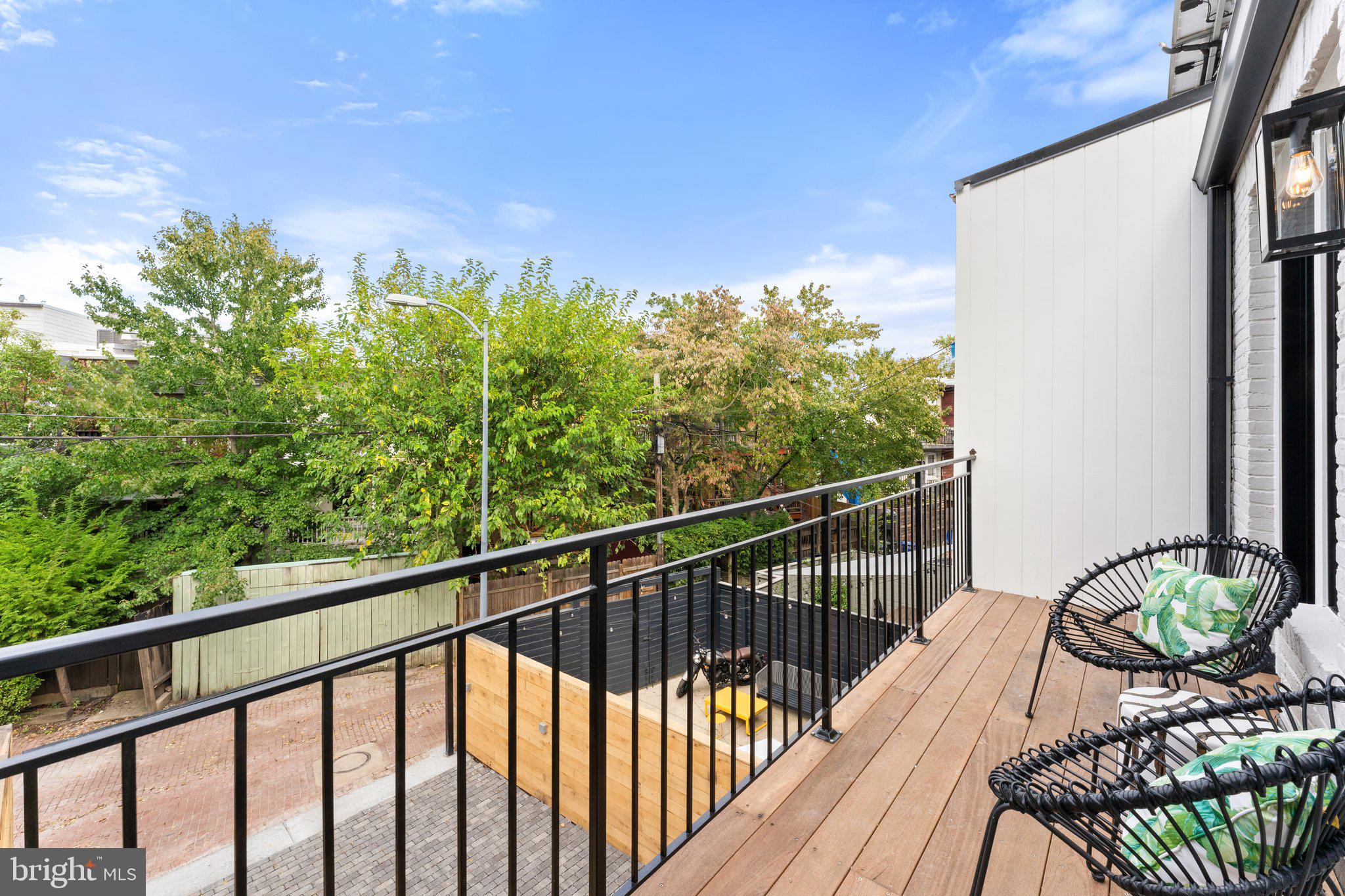 CAPITOL HILL - Residential