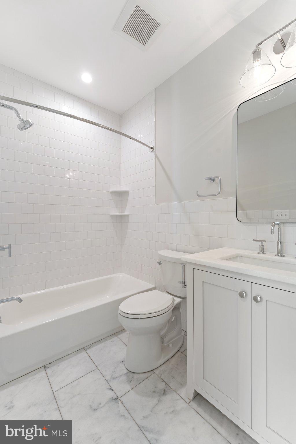 CAPITOL HILL - Residential