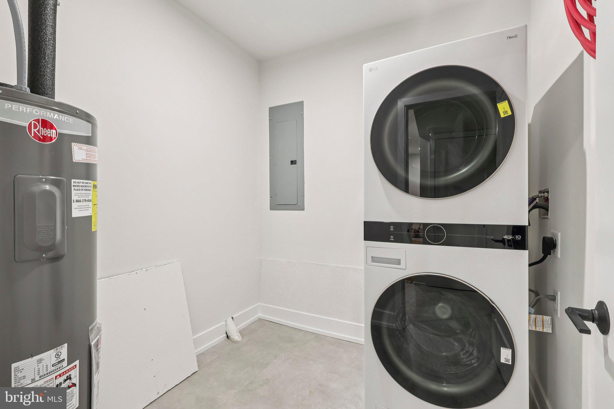 EAST FALLS - Residential