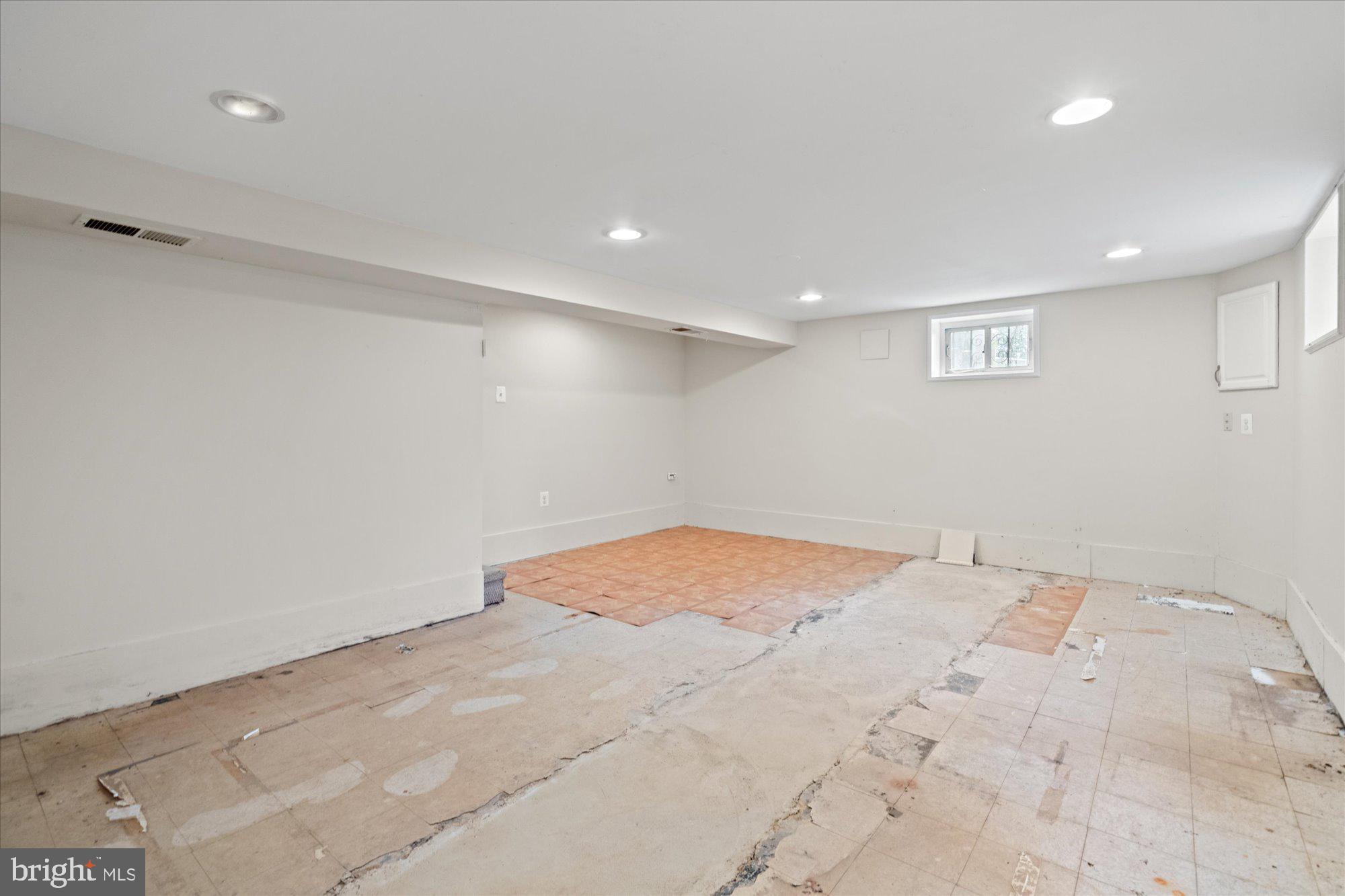 MARLOW HEIGHTS - Residential