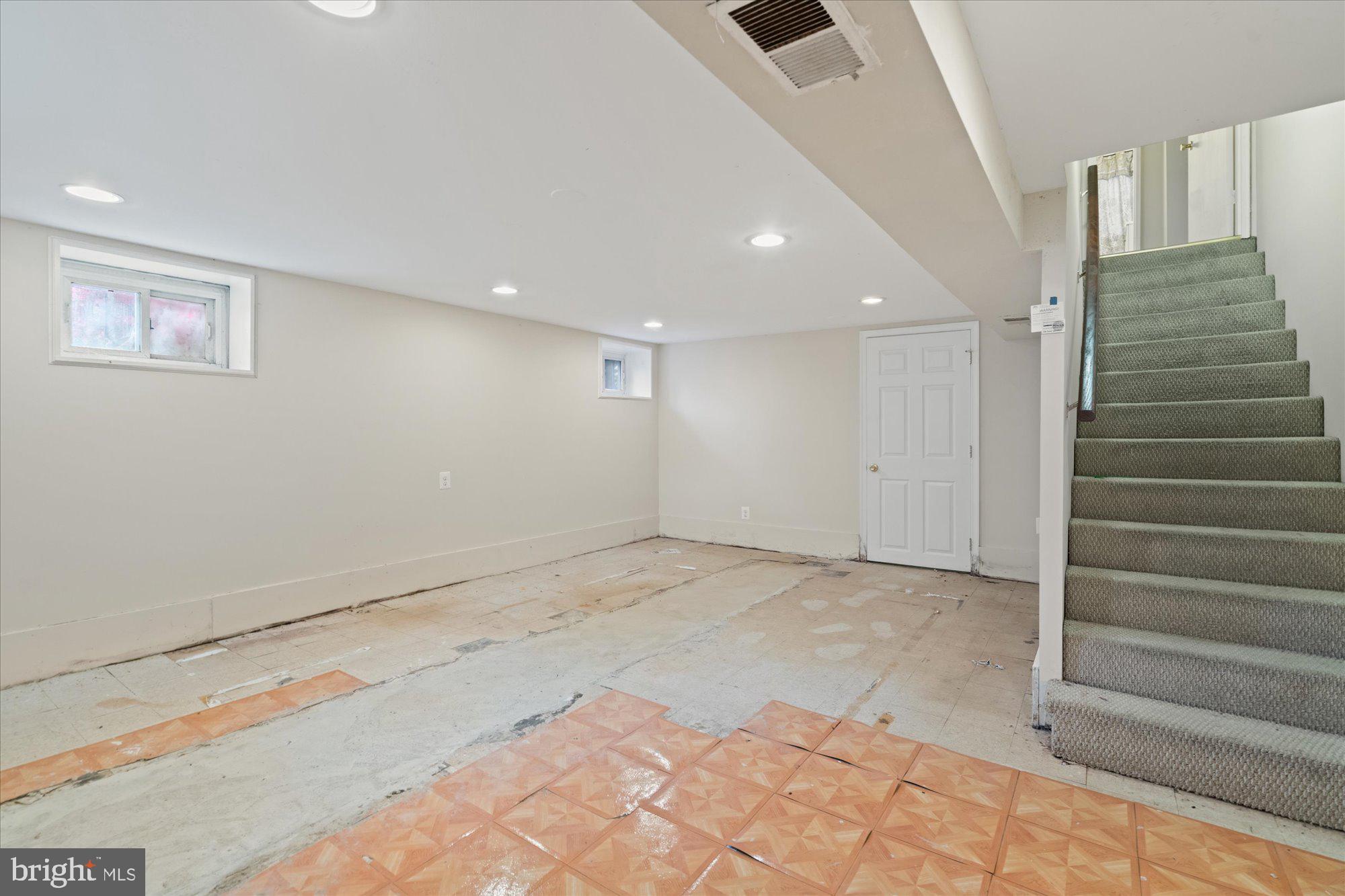 MARLOW HEIGHTS - Residential