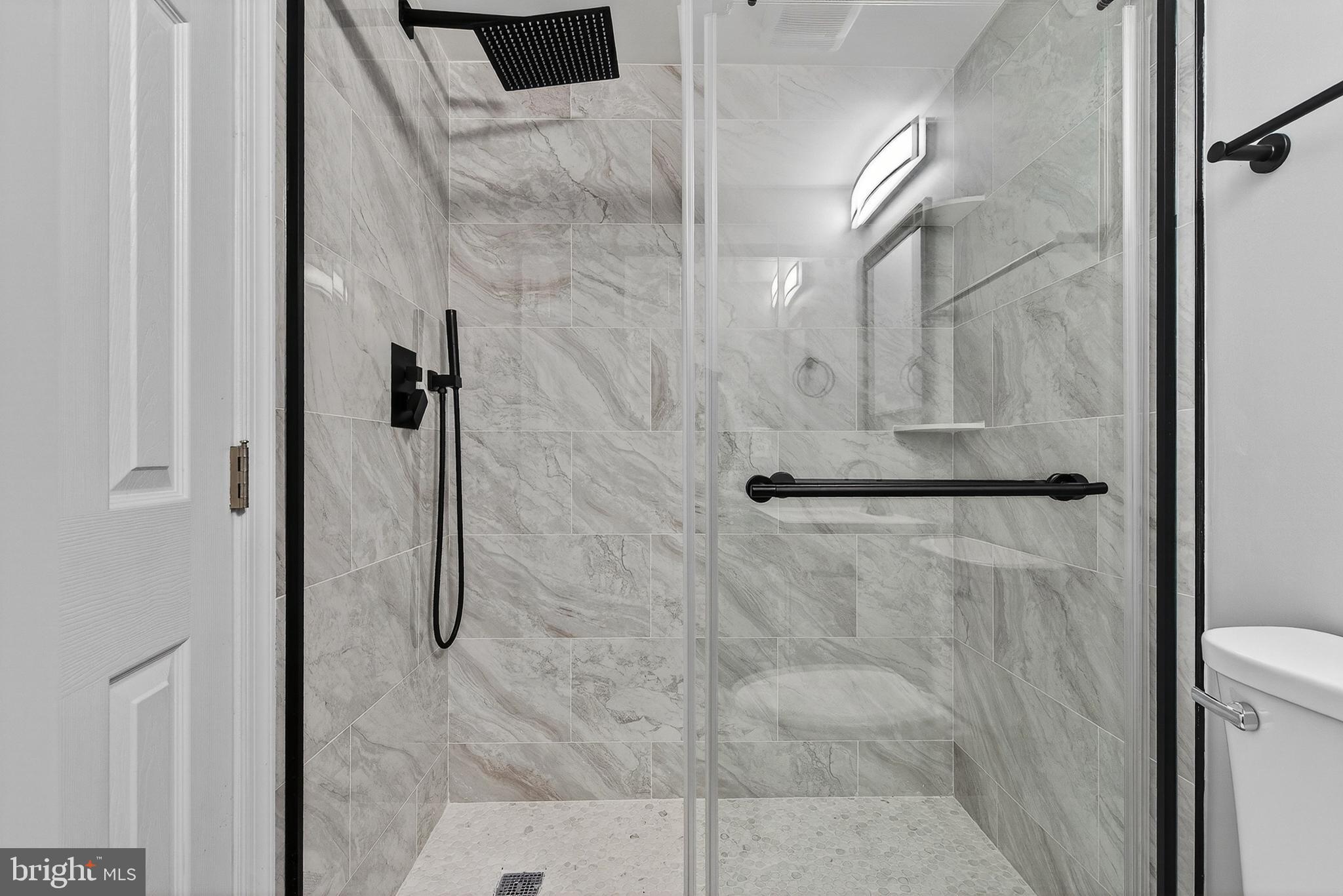 APPLE GROVE - Residential Lease