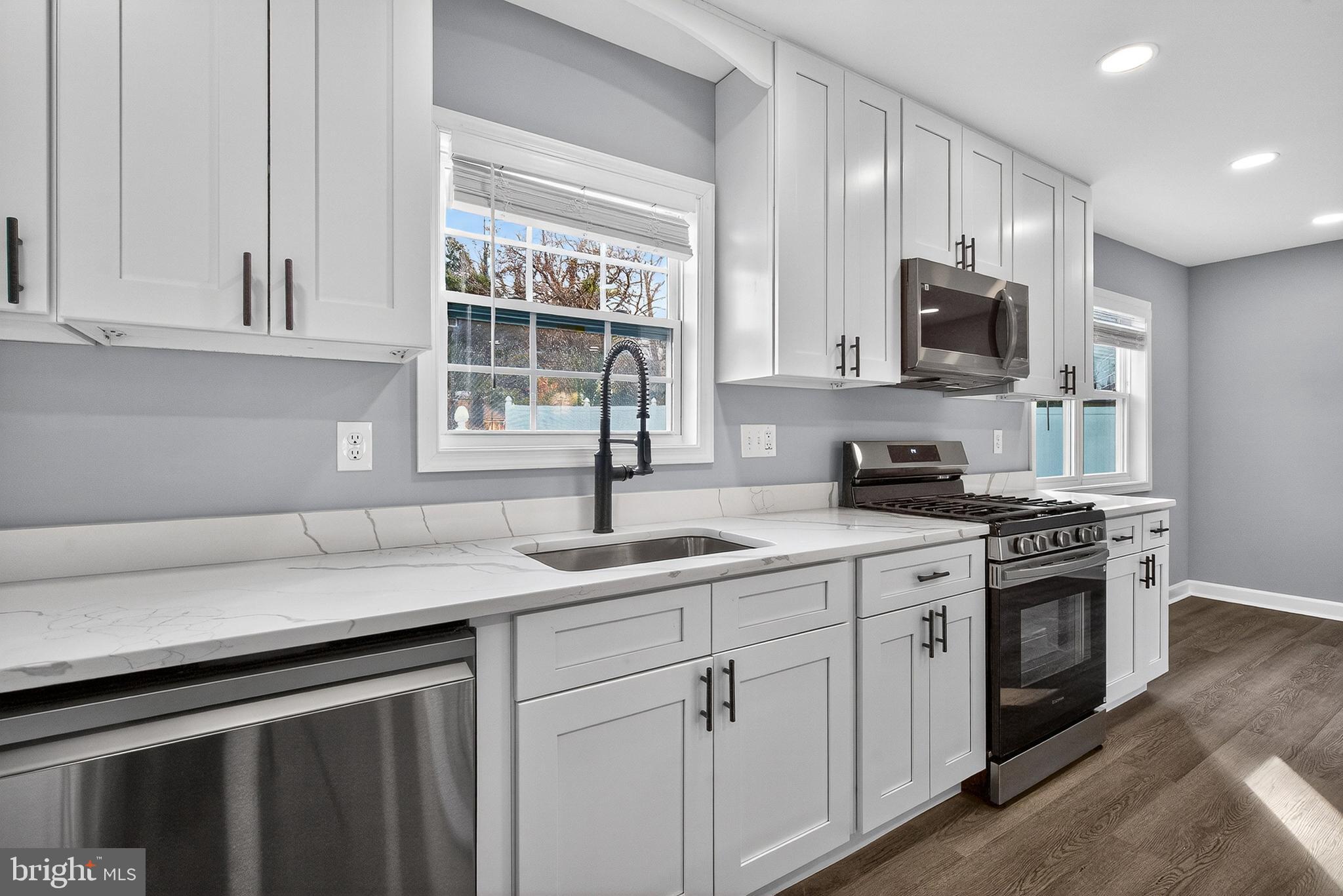 APPLE GROVE - Residential Lease