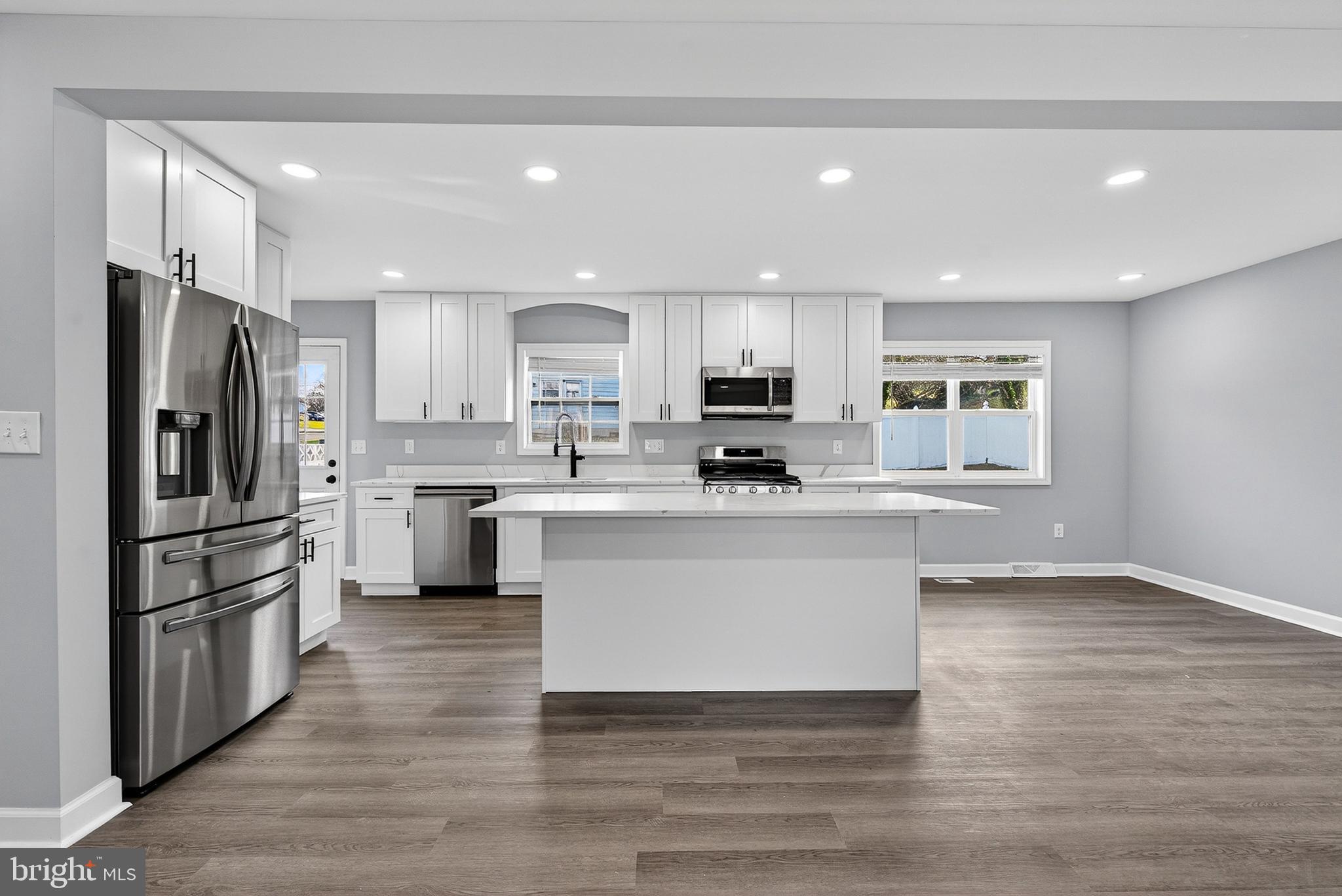 APPLE GROVE - Residential Lease