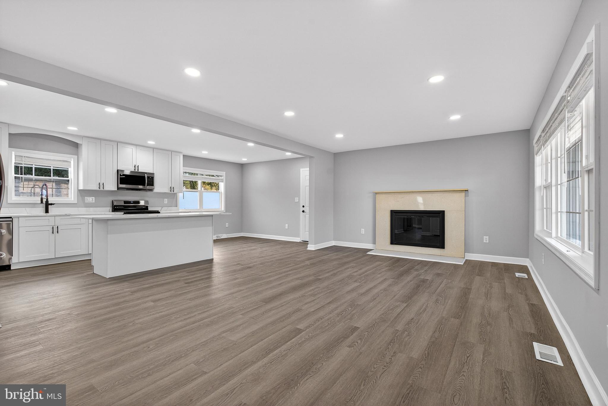 APPLE GROVE - Residential Lease