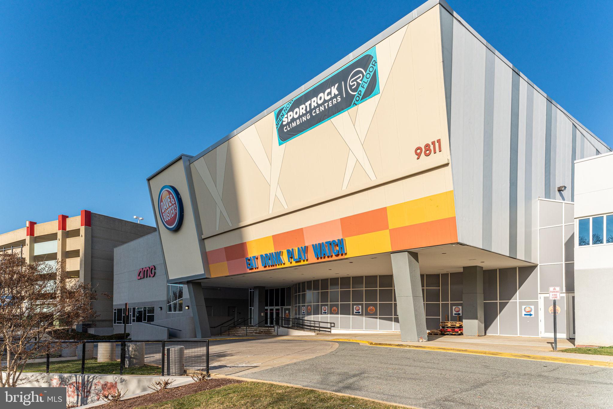 CROWN FARM - Residential