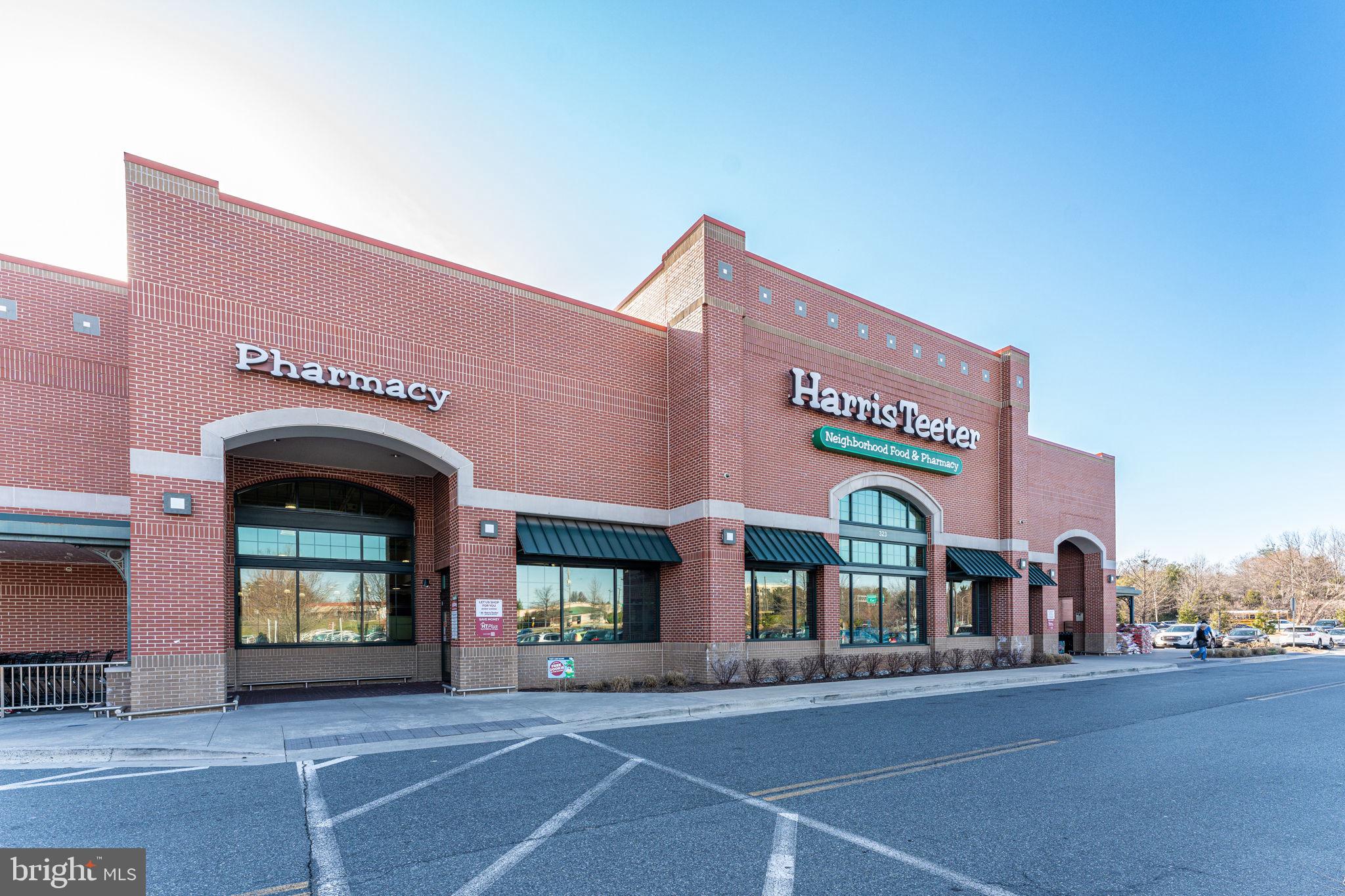 CROWN FARM - Residential