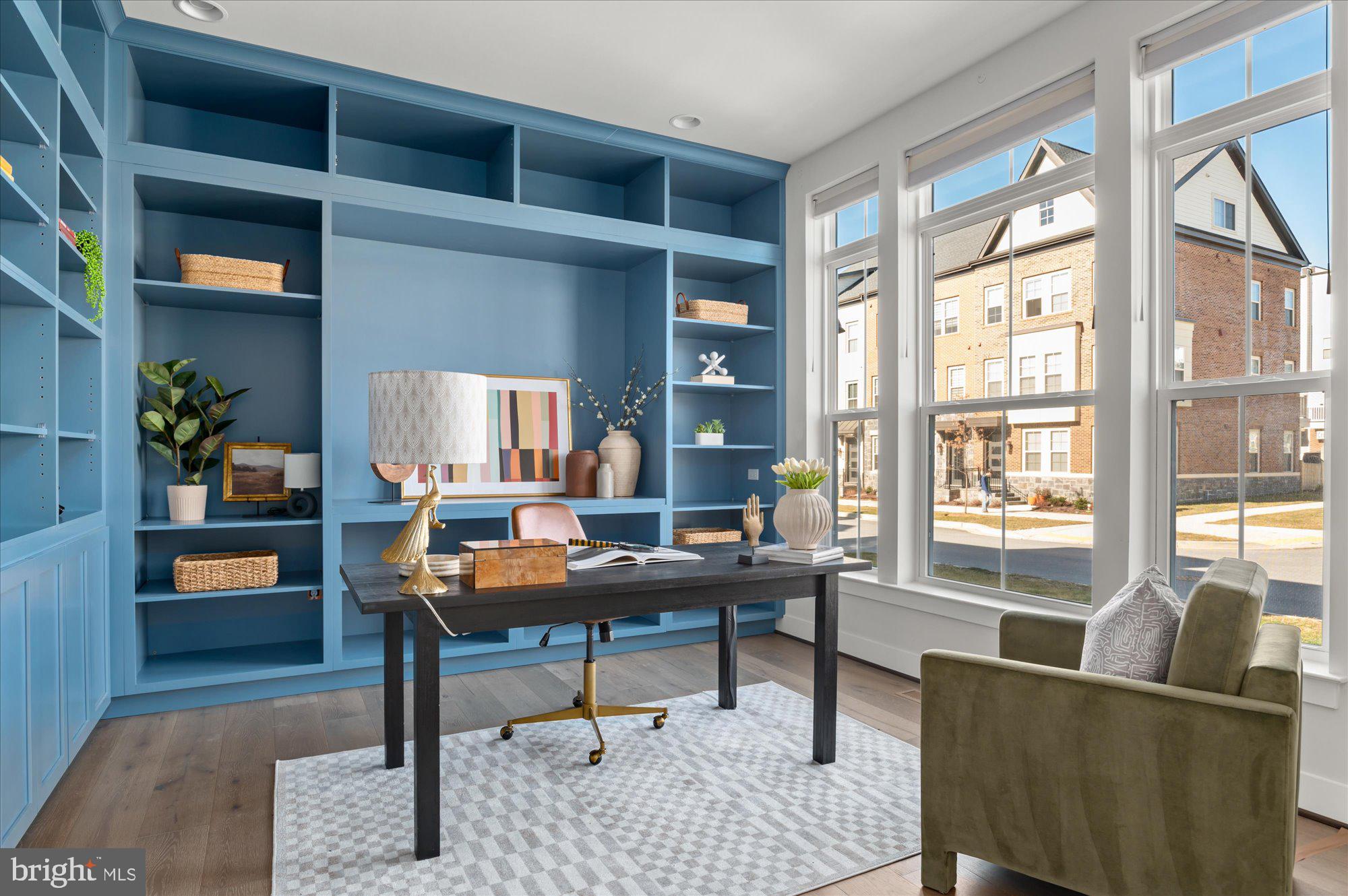 CROWN FARM - Residential