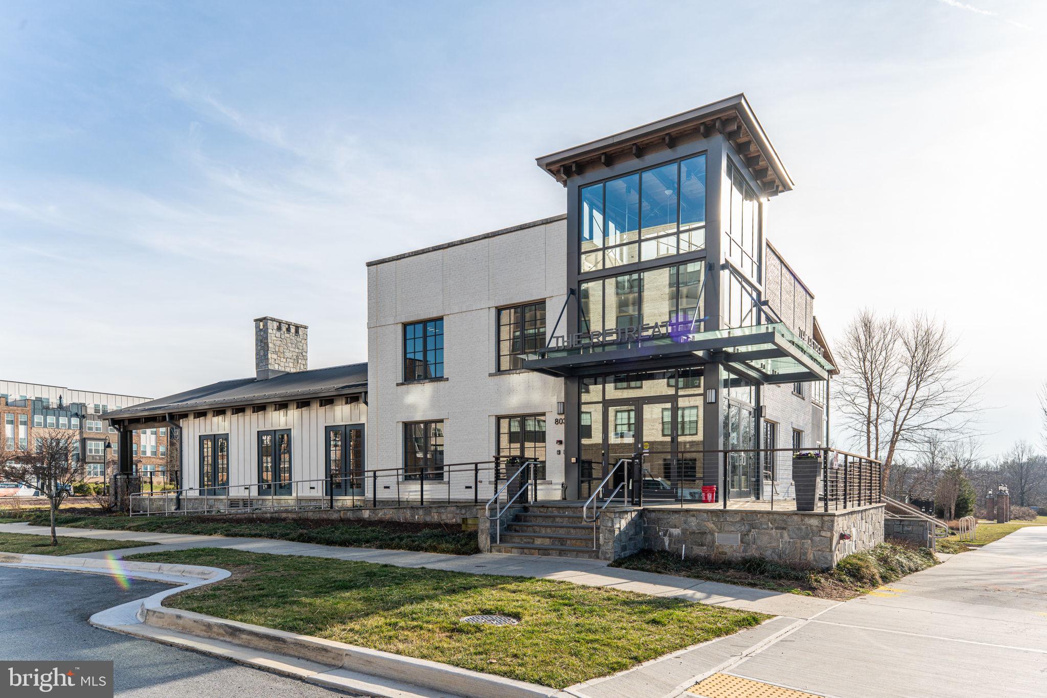 CROWN FARM - Residential