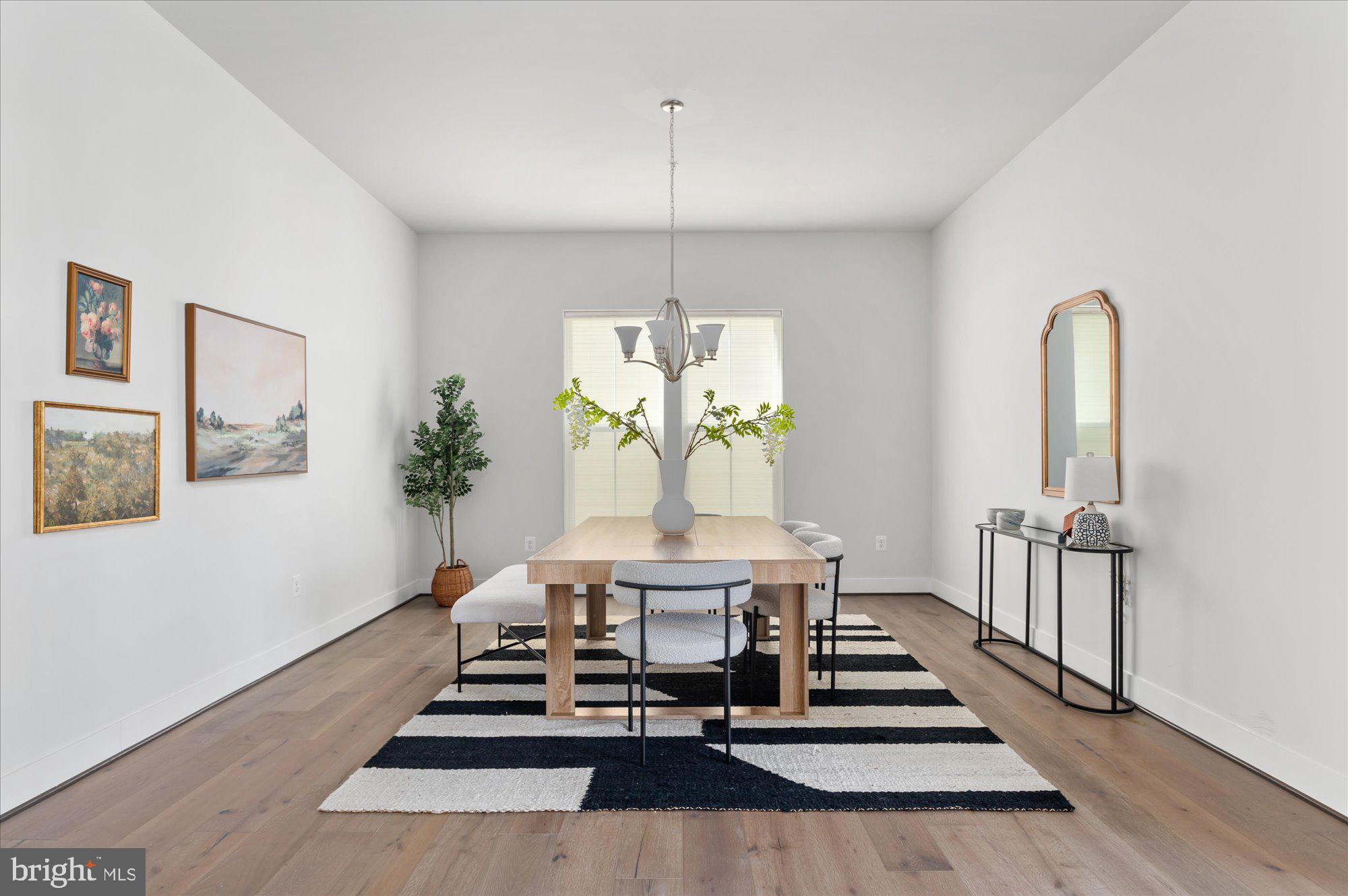 CROWN FARM - Residential