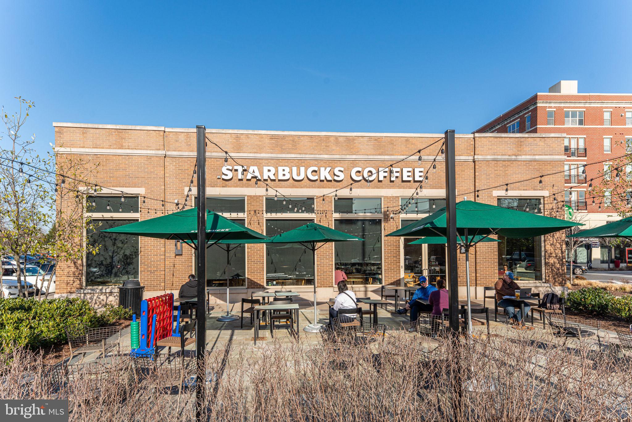 CROWN FARM - Residential