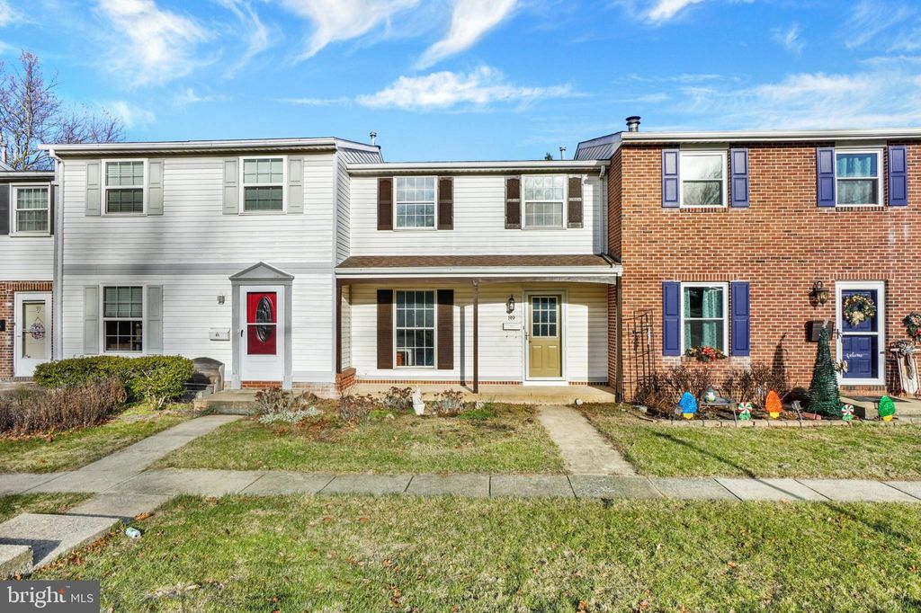 Photo of 89 W Walnut Street, YOE, PA 17313 (MLS # PAYK2095332)