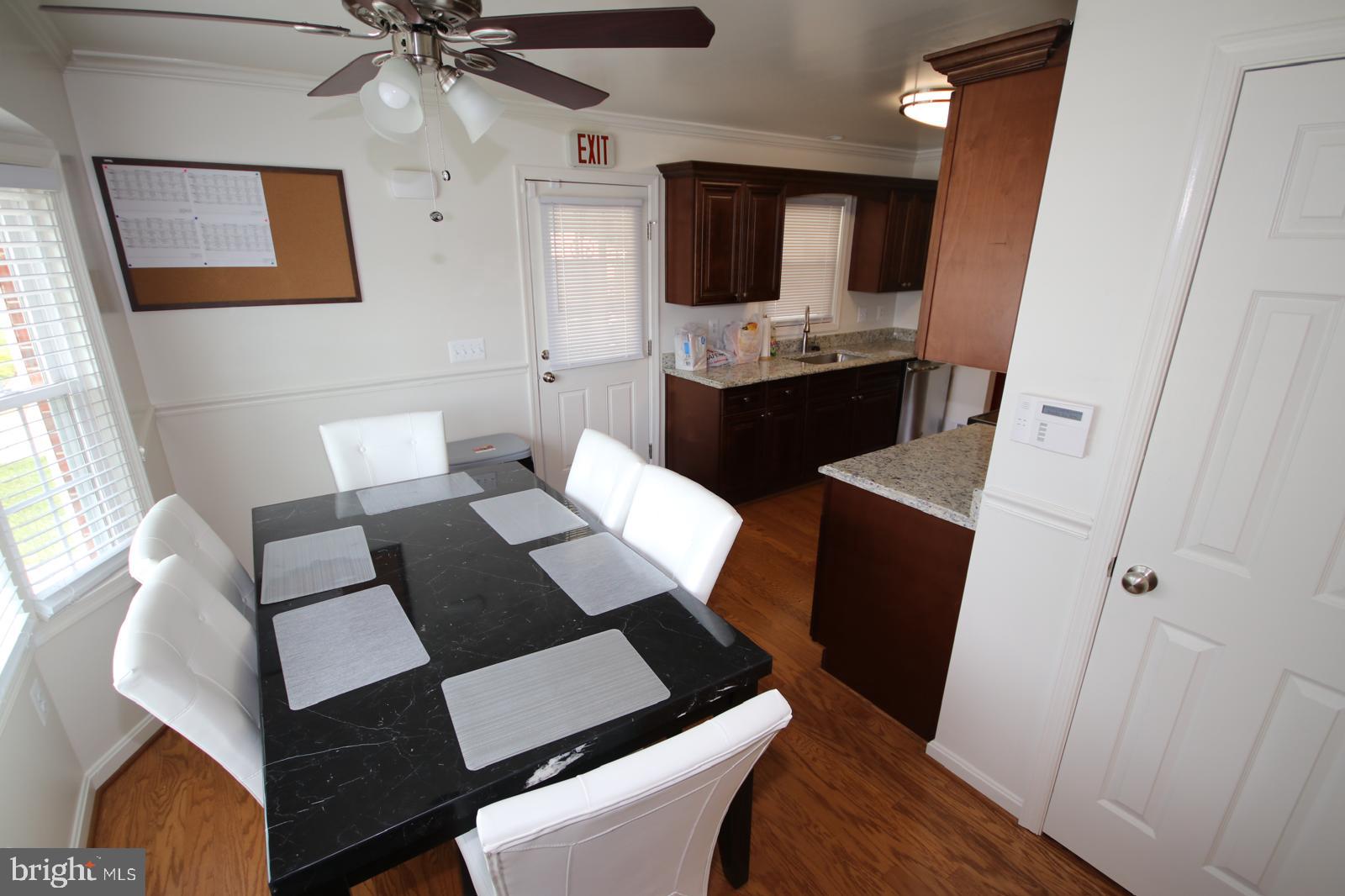 LYNNALAN ACRES - Residential Lease