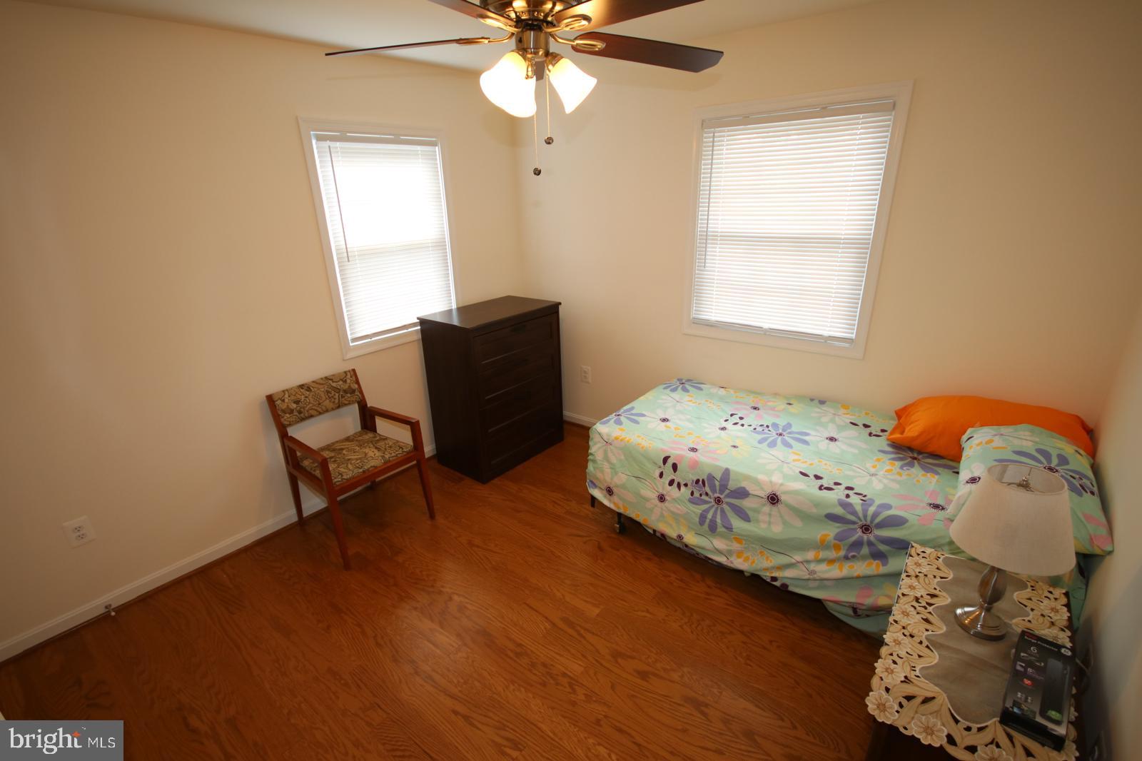 LYNNALAN ACRES - Residential Lease