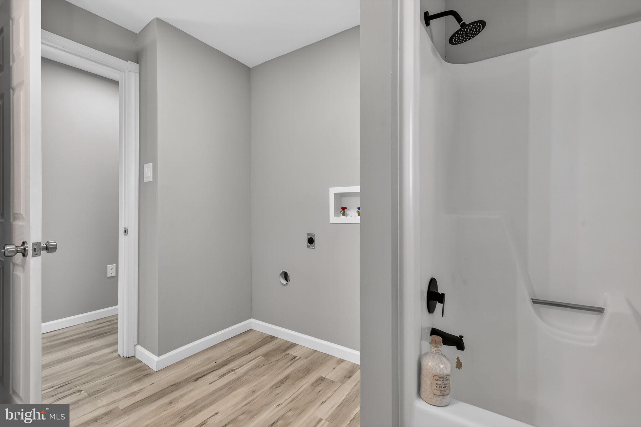 LAMPETER STRASBURG - Residential