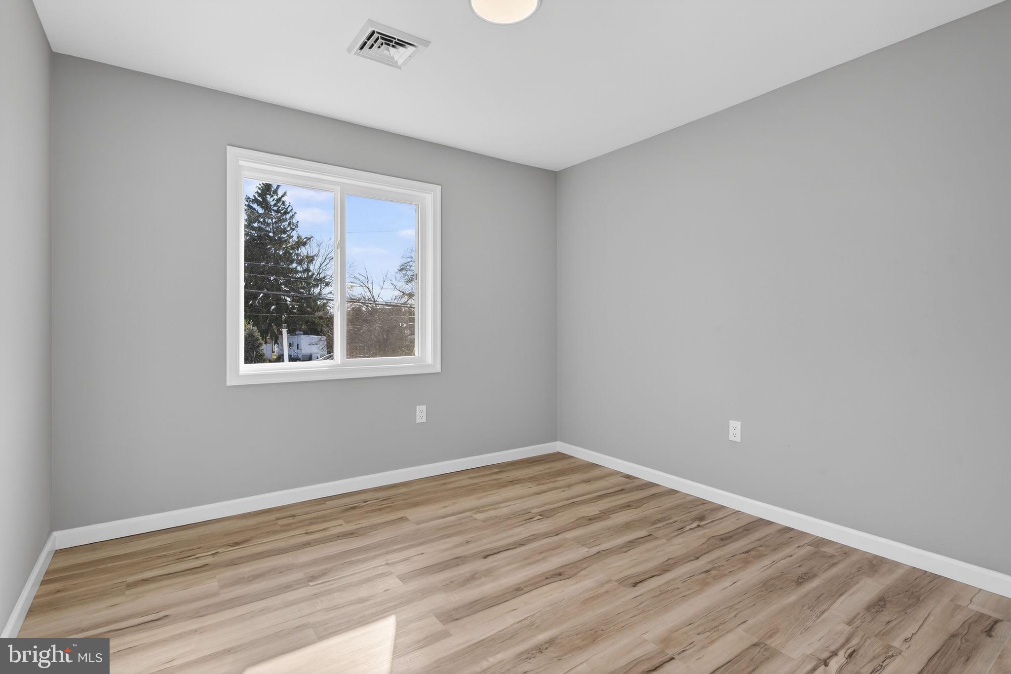 LAMPETER STRASBURG - Residential