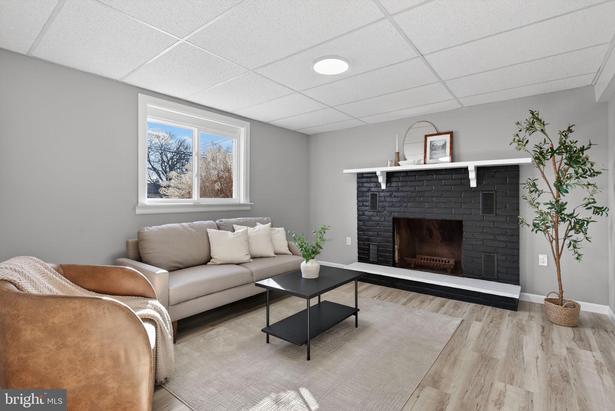 LAMPETER STRASBURG - Residential