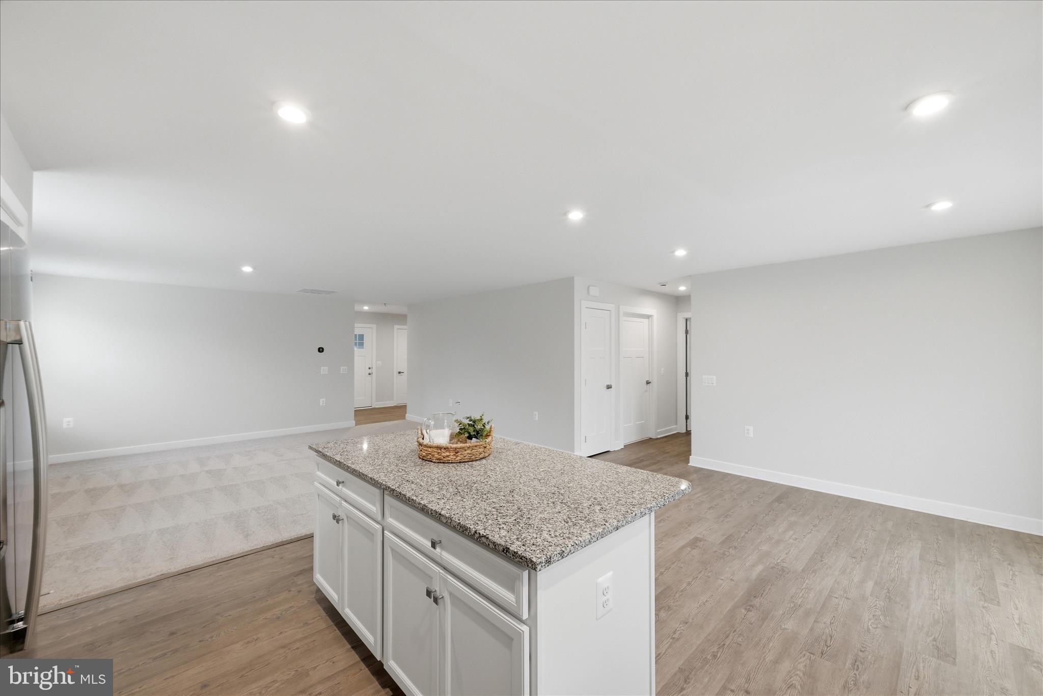 SOUTH BROOK - Residential