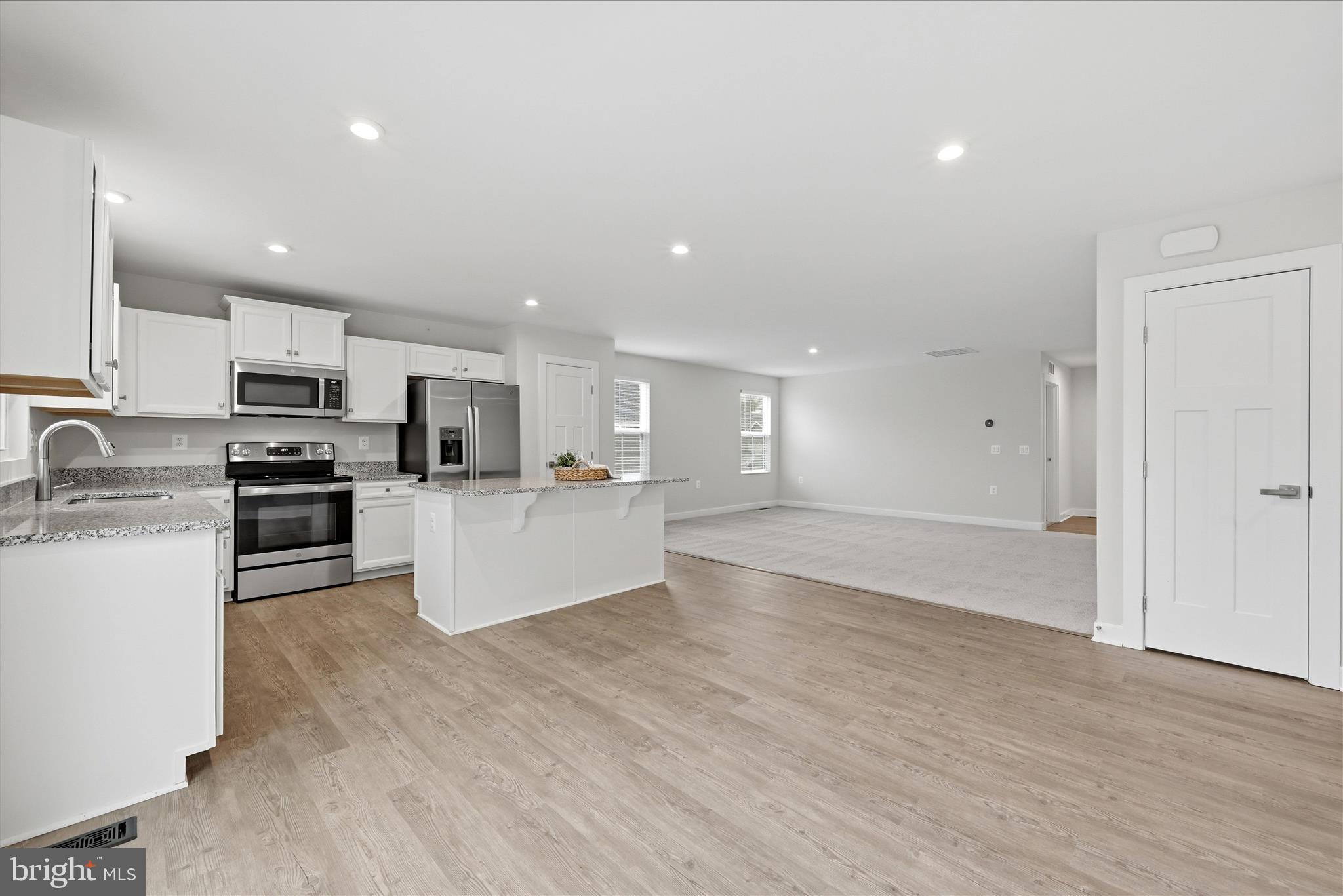SOUTH BROOK - Residential