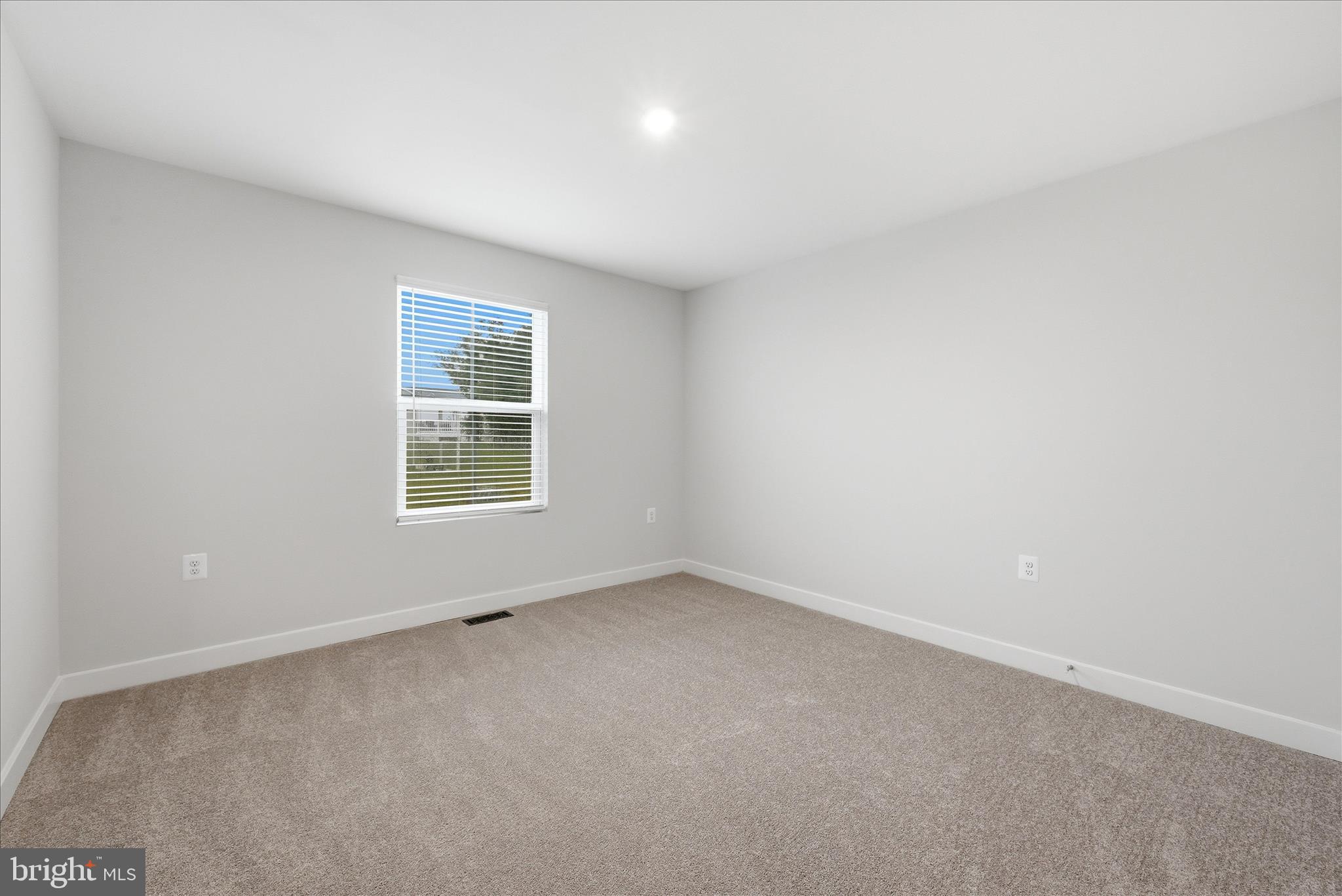 SOUTH BROOK - Residential
