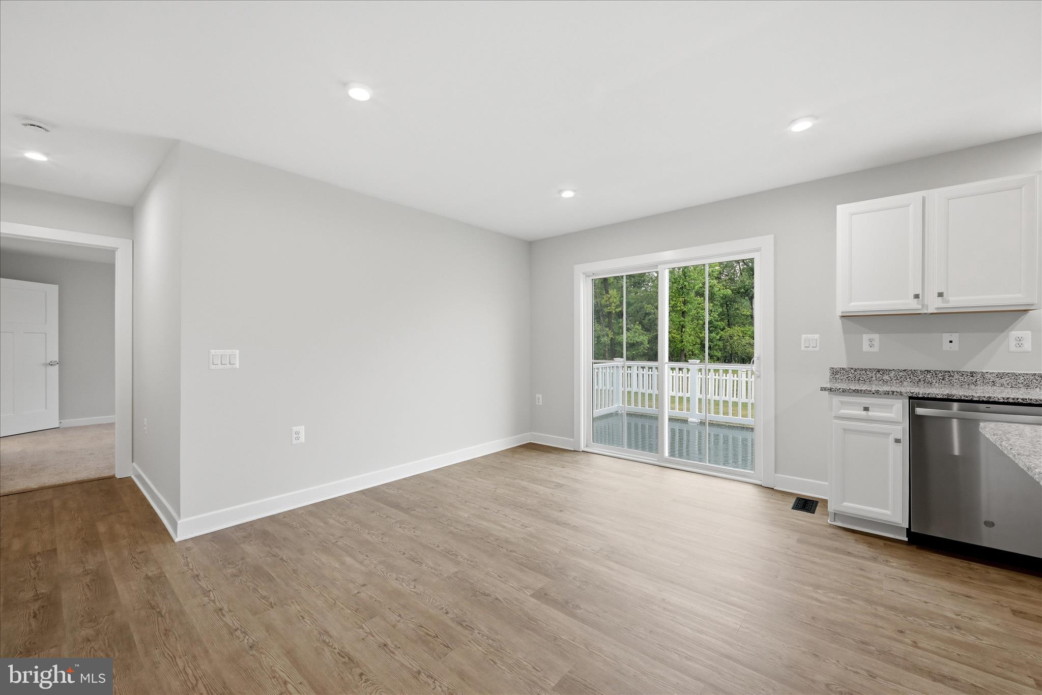 SOUTH BROOK - Residential