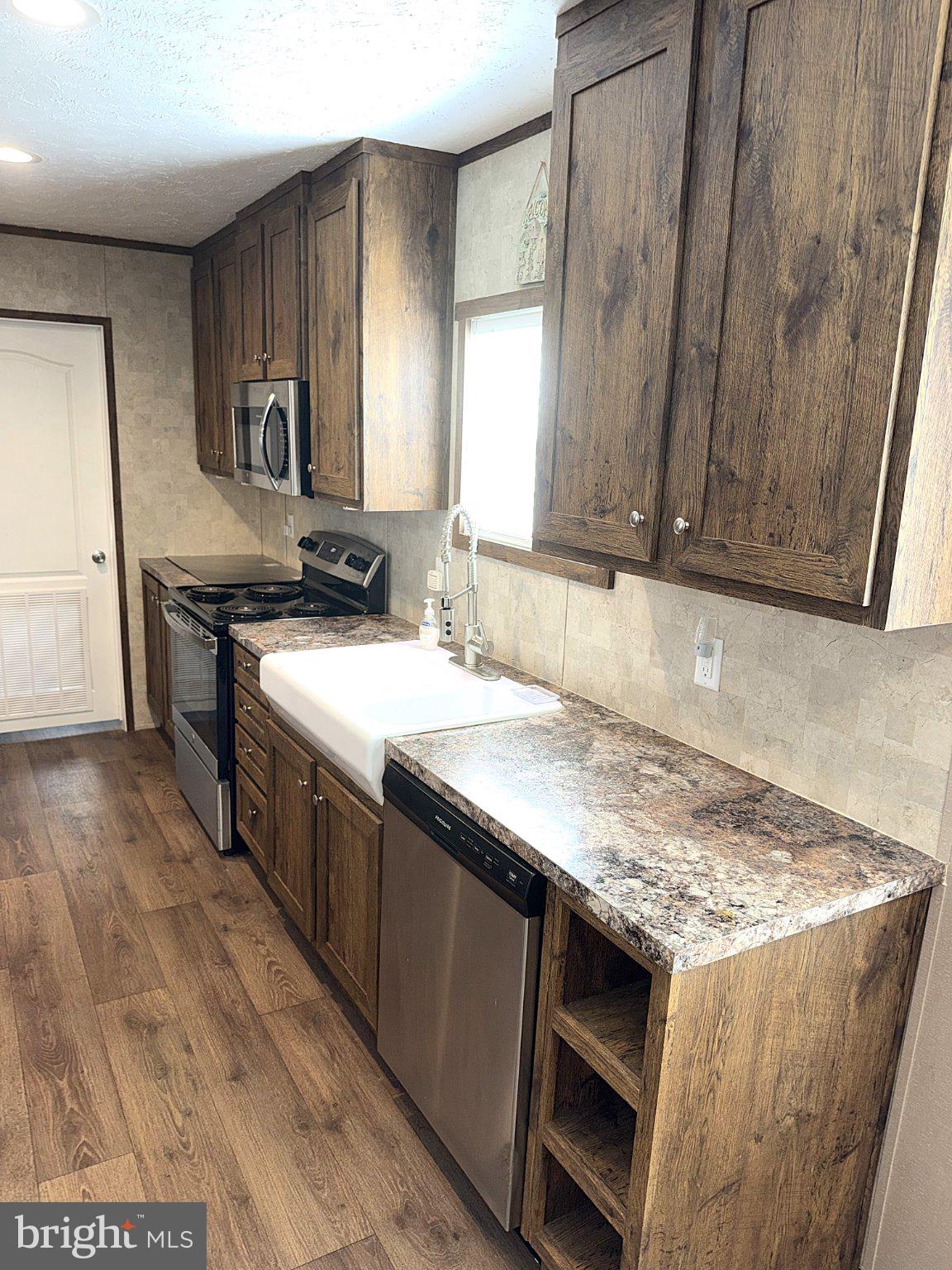 107B MARY LOU DRIVE