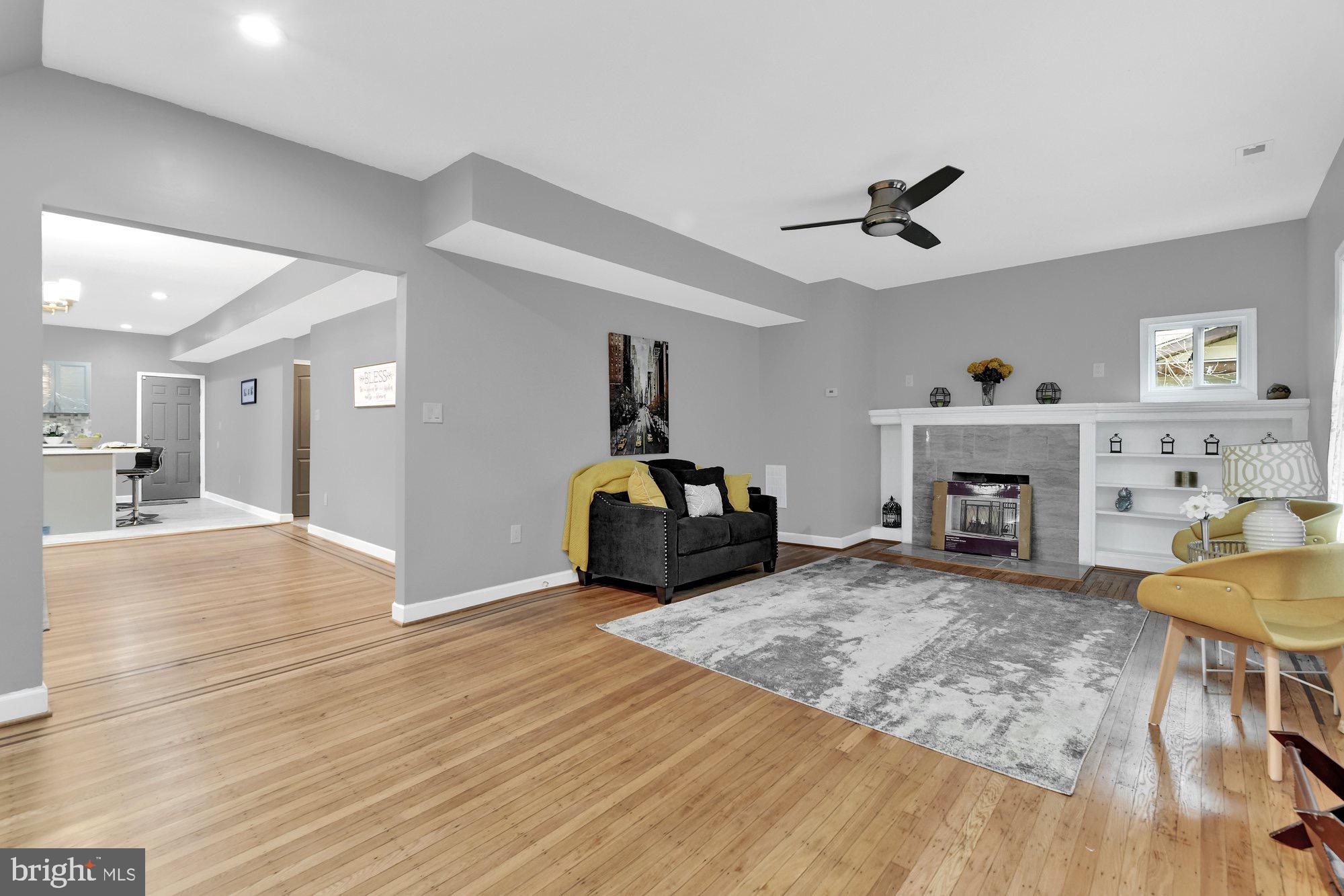 WINDSOR HILLS - Residential