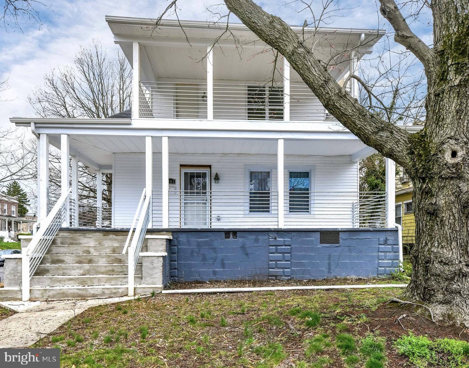 WINDSOR HILLS - Residential