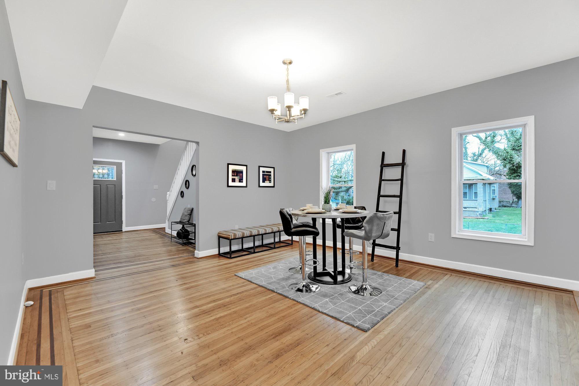 WINDSOR HILLS - Residential