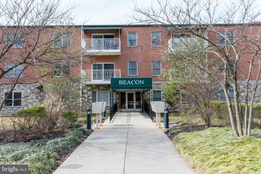 9 Year old bldg,  well maintained unit, top floor with balcony provides  great views.
One bedroom and bath super clean unit, it  will not disappoint you.
Also included is a storage unit in the basement.
Close to Arcadia  University, and all major roads , (152, 309, Pa Turnpike, Route 611 and  Septa Rail Line)
The condo fee includes Heat, Water, Sewer.
Make your appointment today
Professional photos coming soon