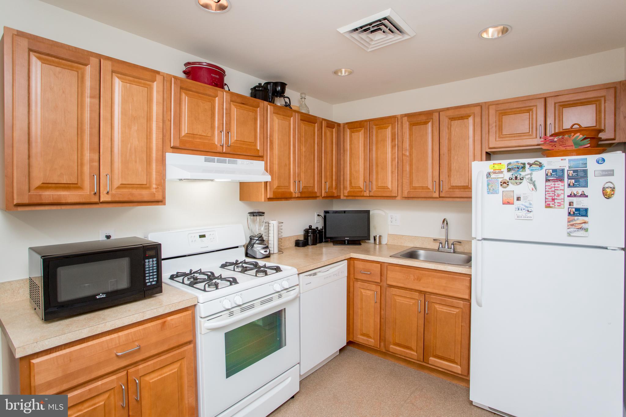 CHELTENHAM VIL - Residential