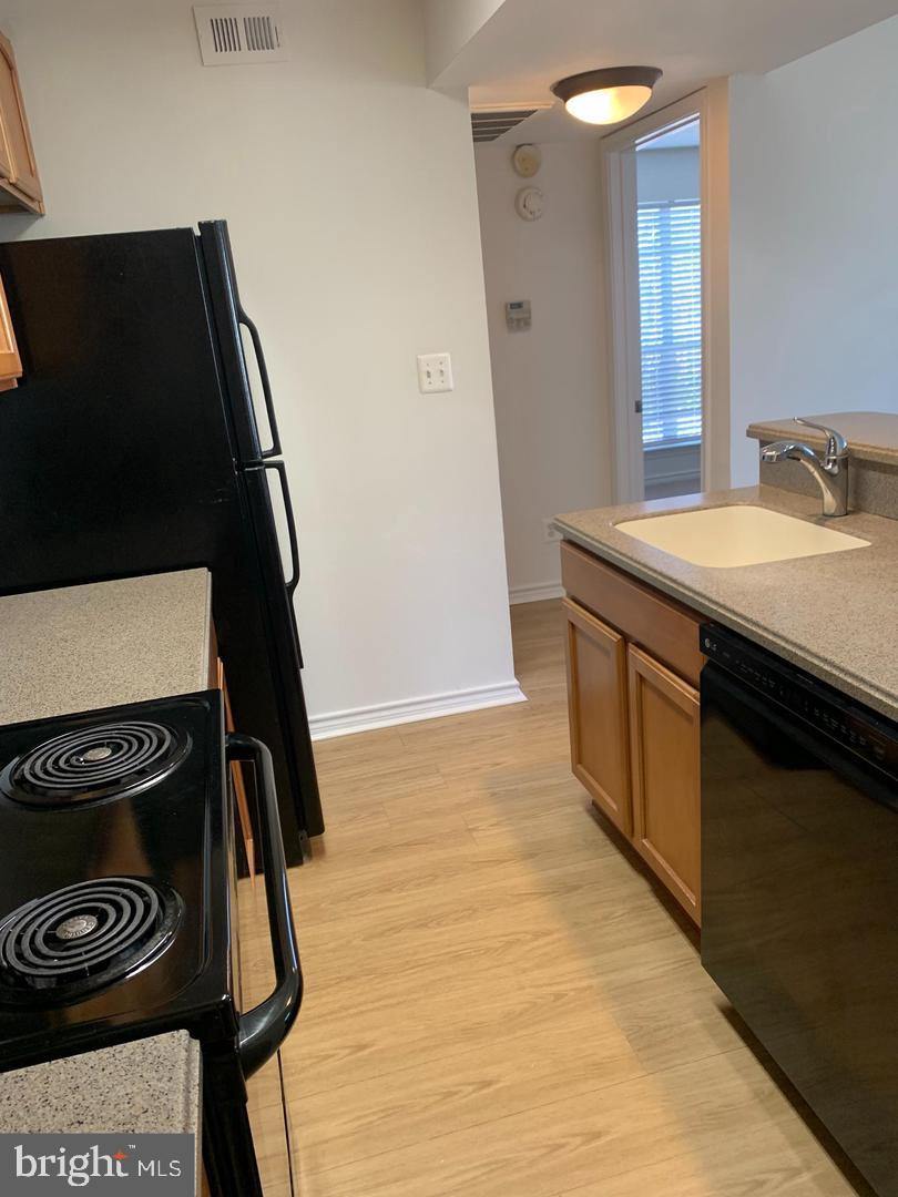 FAIRFAX - Residential Lease