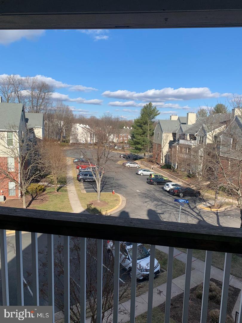 FAIRFAX - Residential Lease