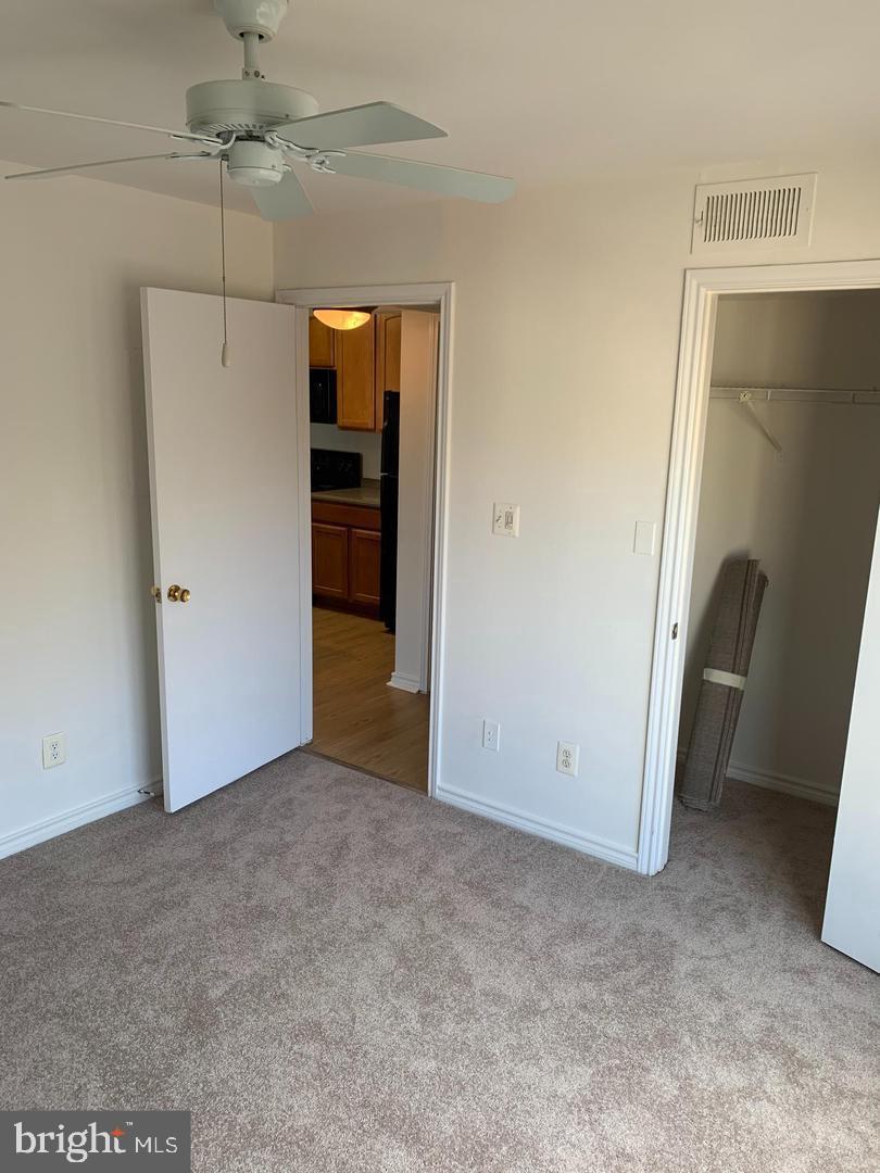 FAIRFAX - Residential Lease