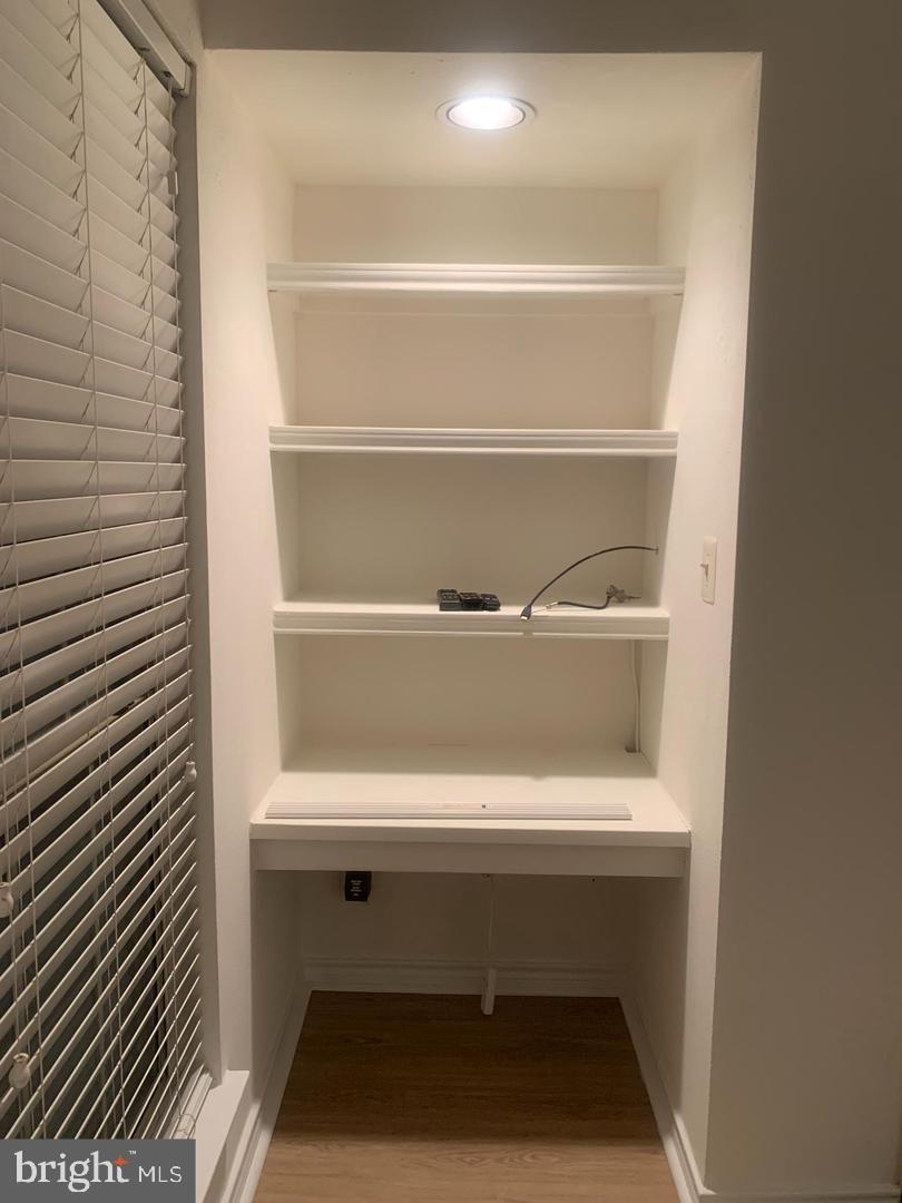 FAIRFAX - Residential Lease