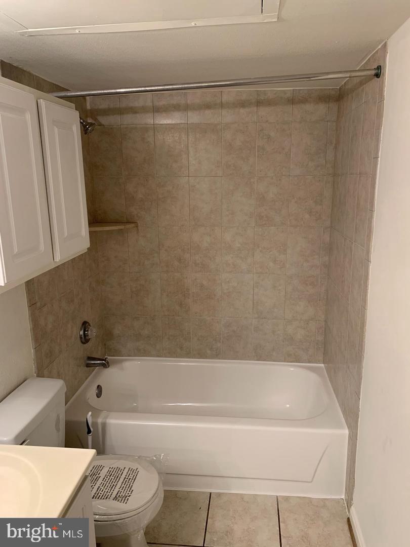 FAIRFAX - Residential Lease