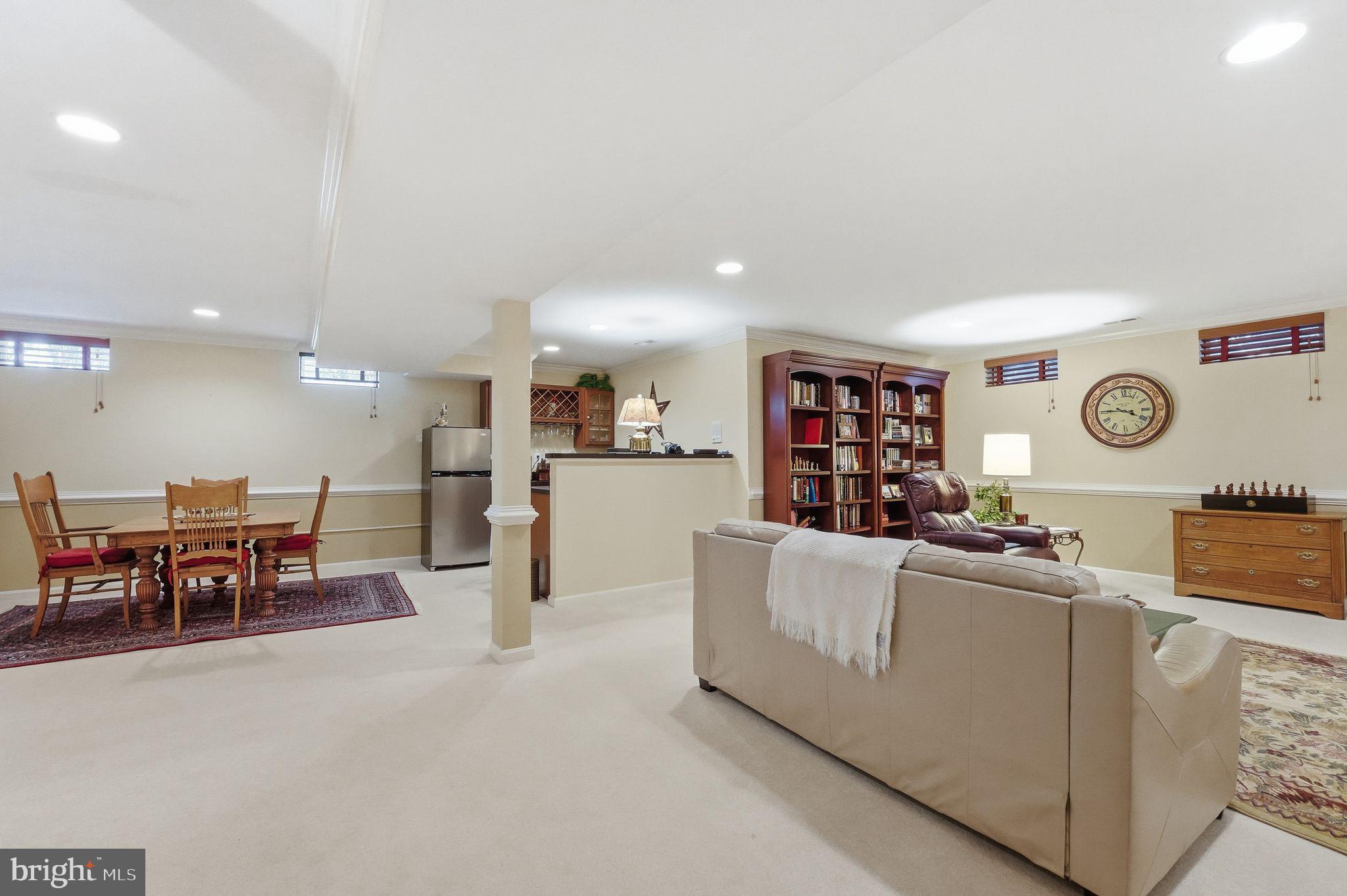 DUNBARTON - Residential