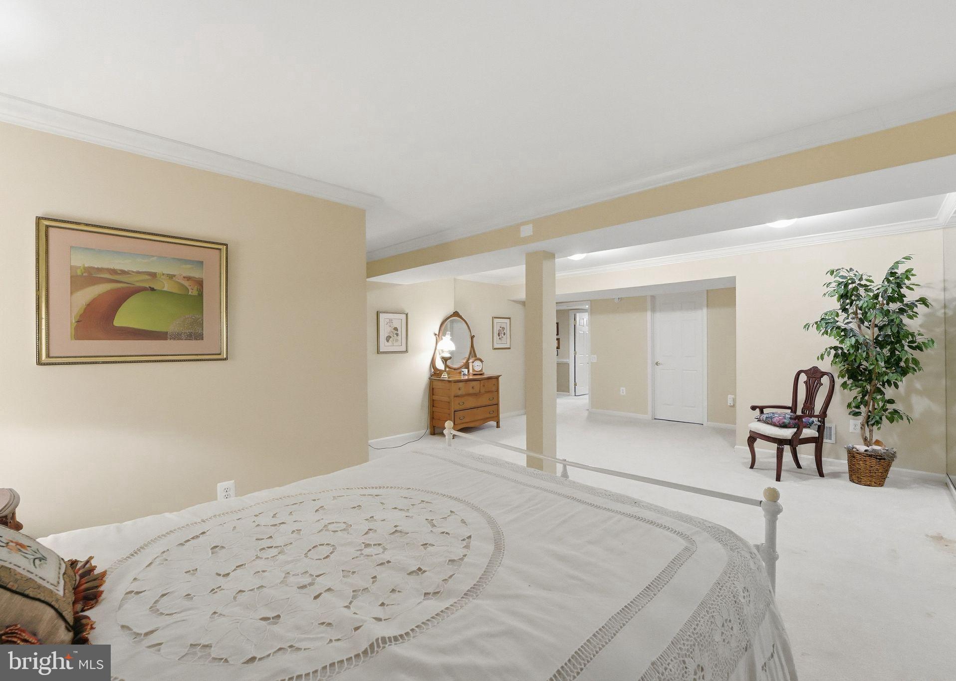 DUNBARTON - Residential