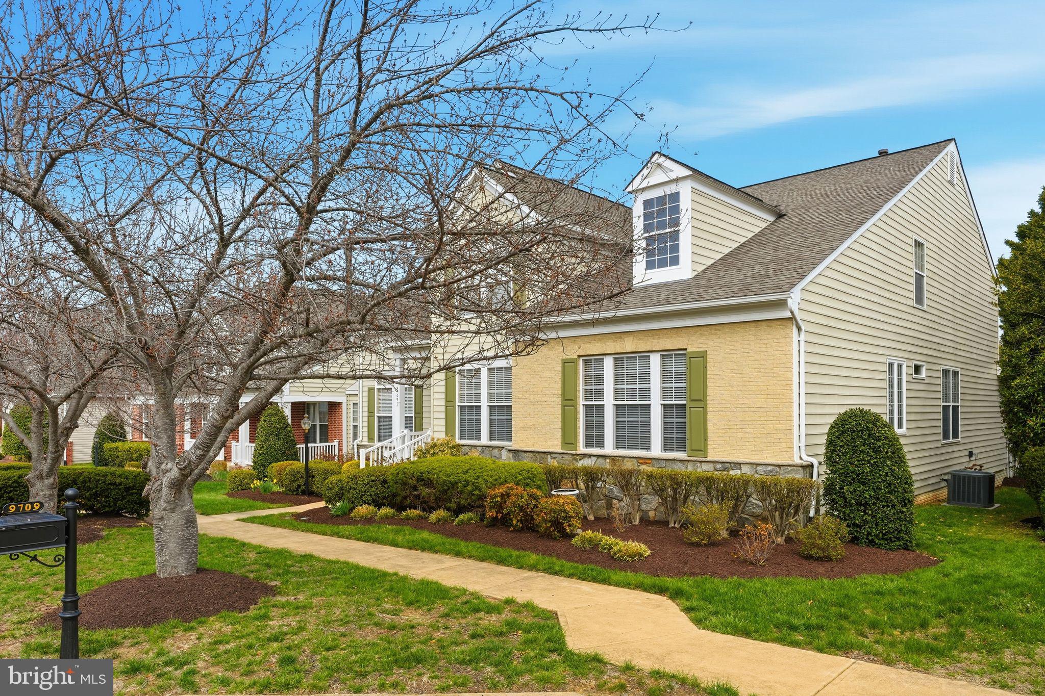 DUNBARTON - Residential