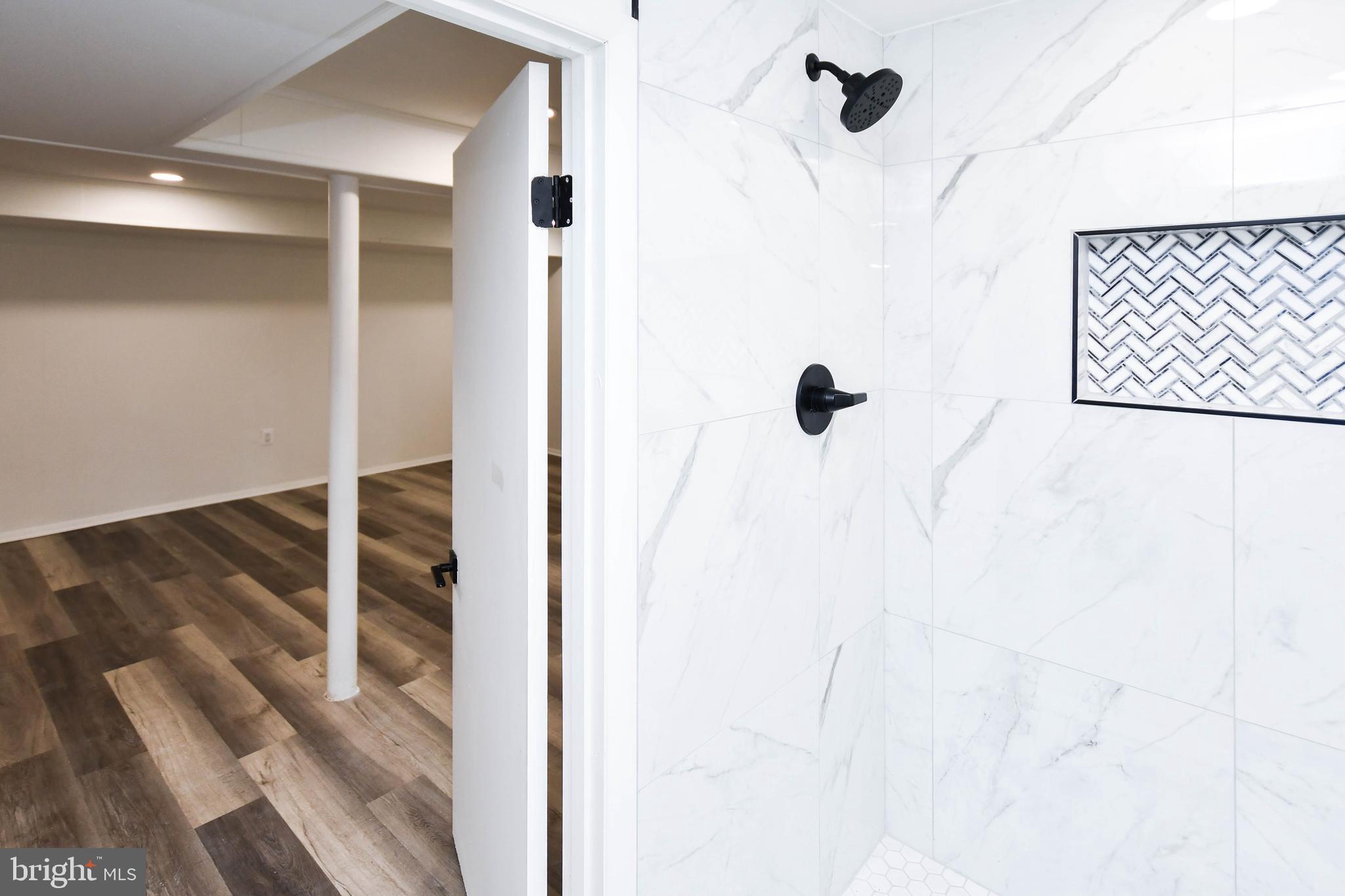 CROSIER GARDENS - Residential Lease